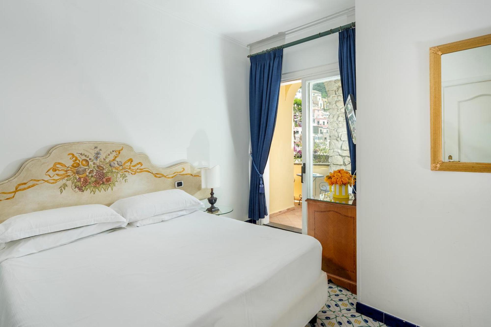 Superior Double Room Partial Sea View