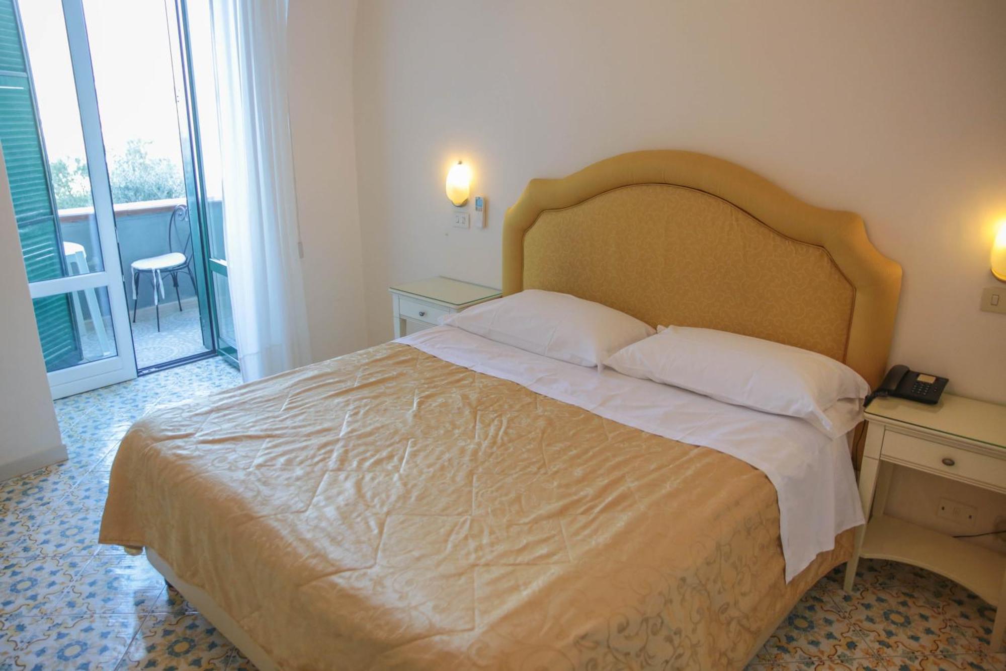 Double or Twin Room Balcony