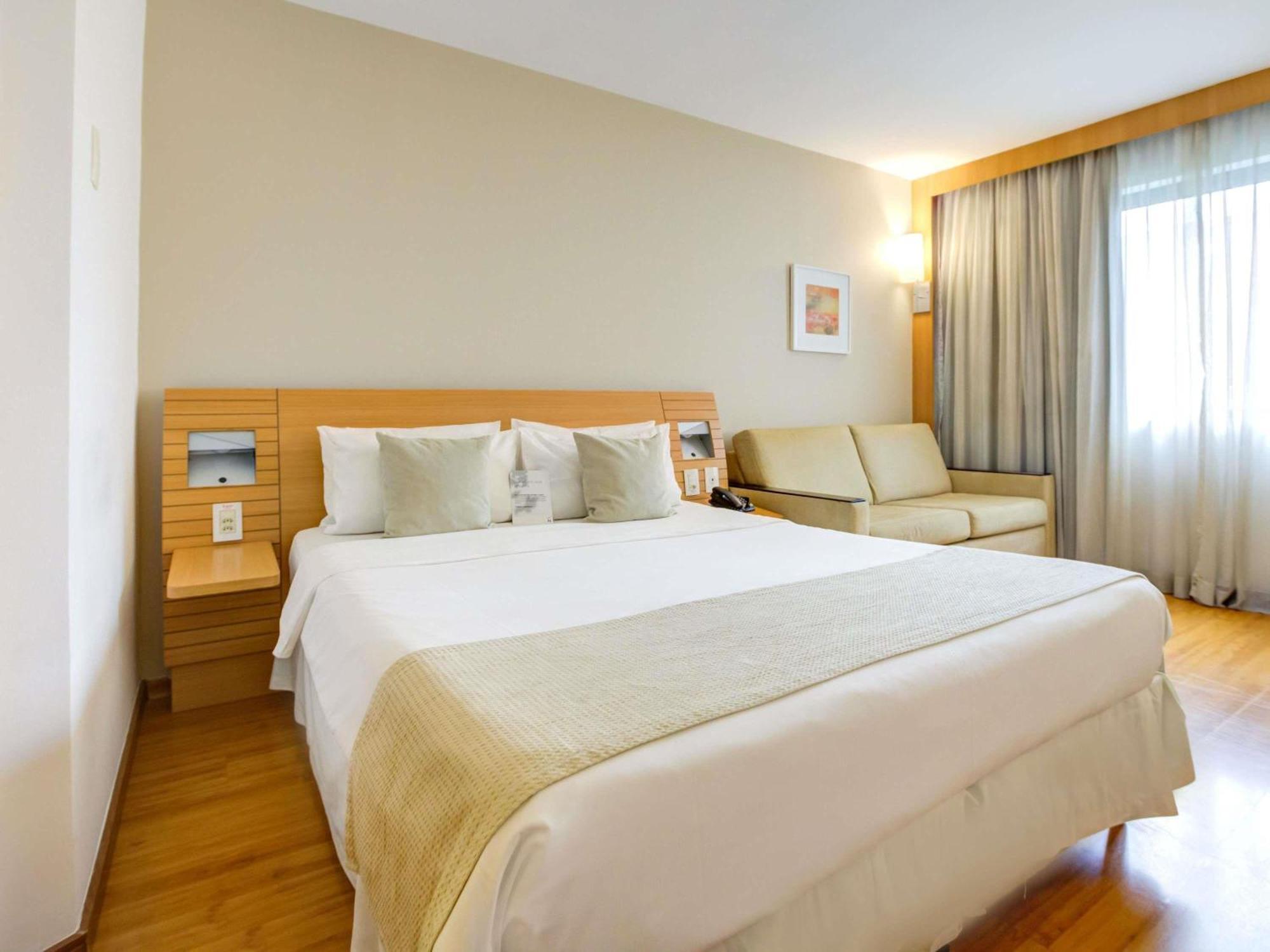 Executive Double Room One Sofa Bed