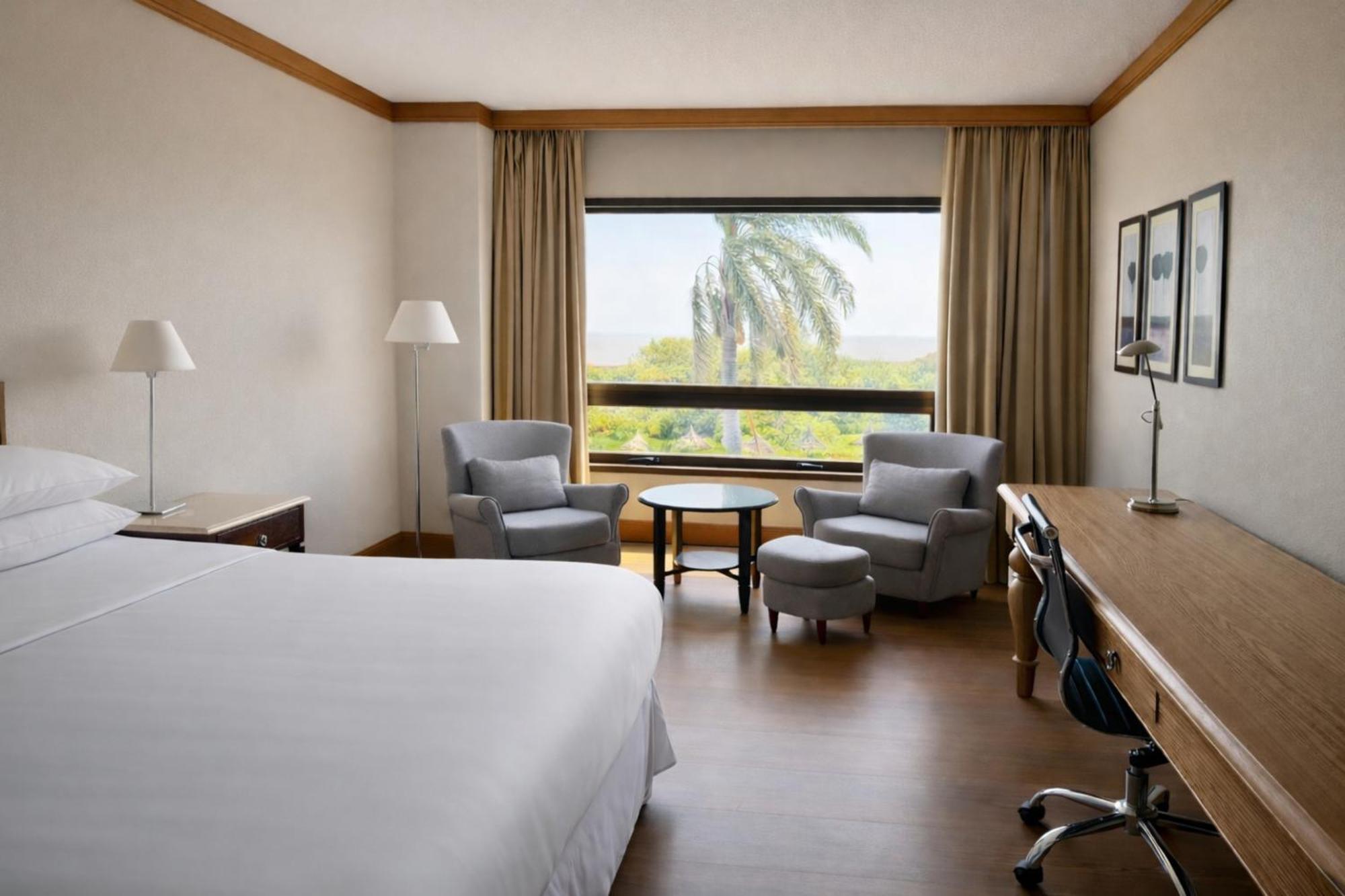River View Guest room 1 King