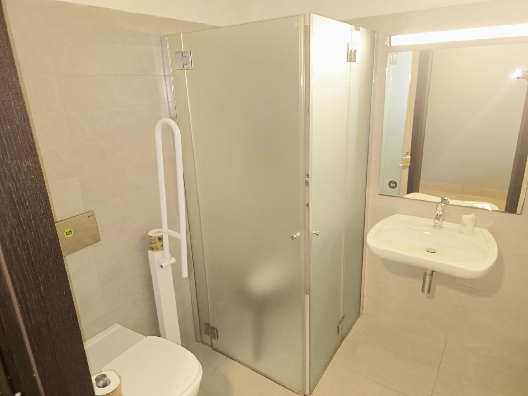 Twin Room Disability Access