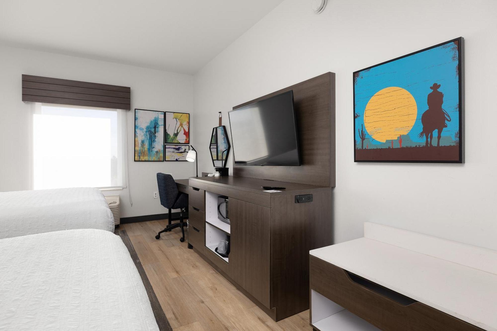 Room Two Queen Beds Non-Smoking