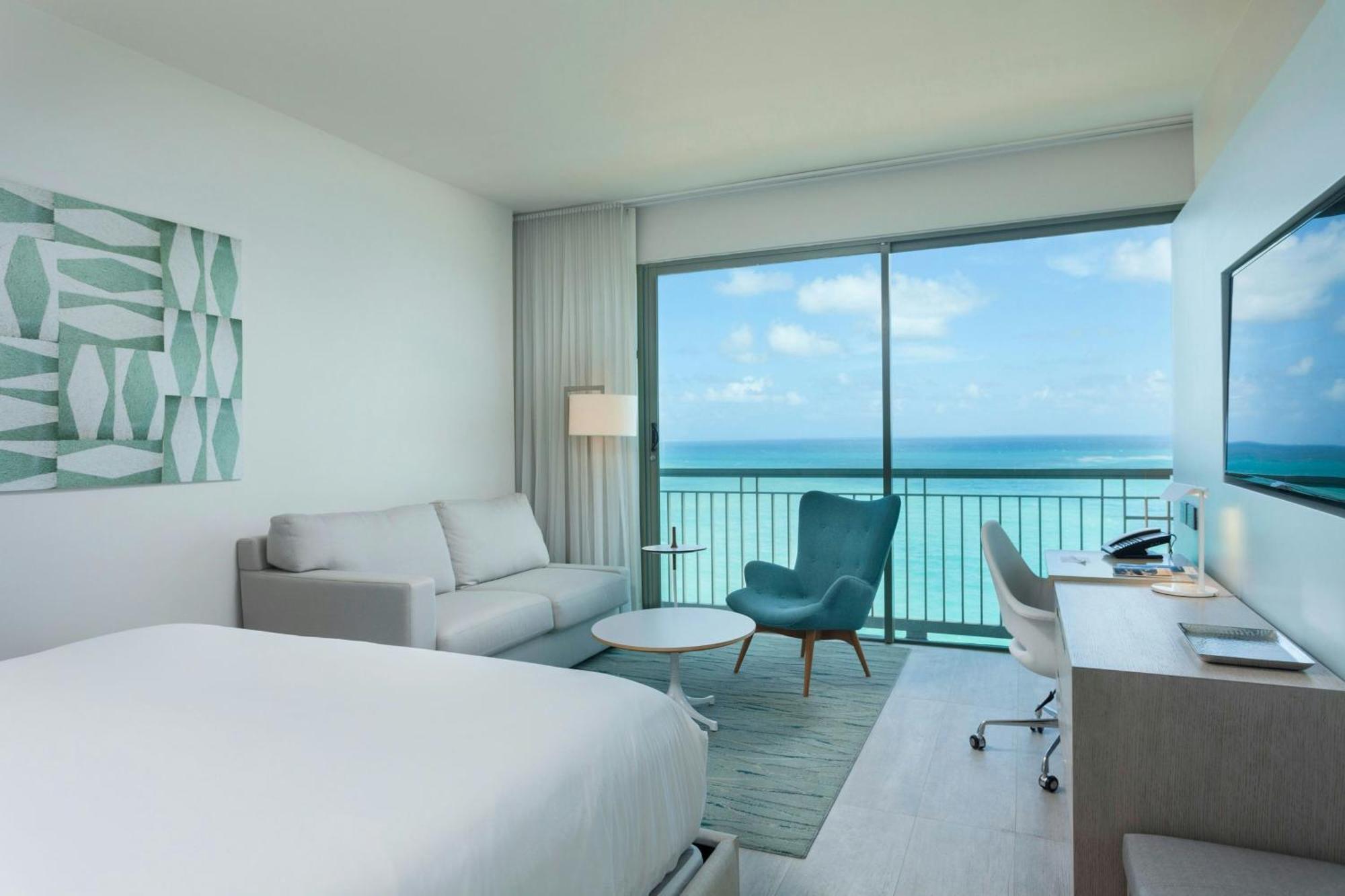 Deluxe King Room Ocean View