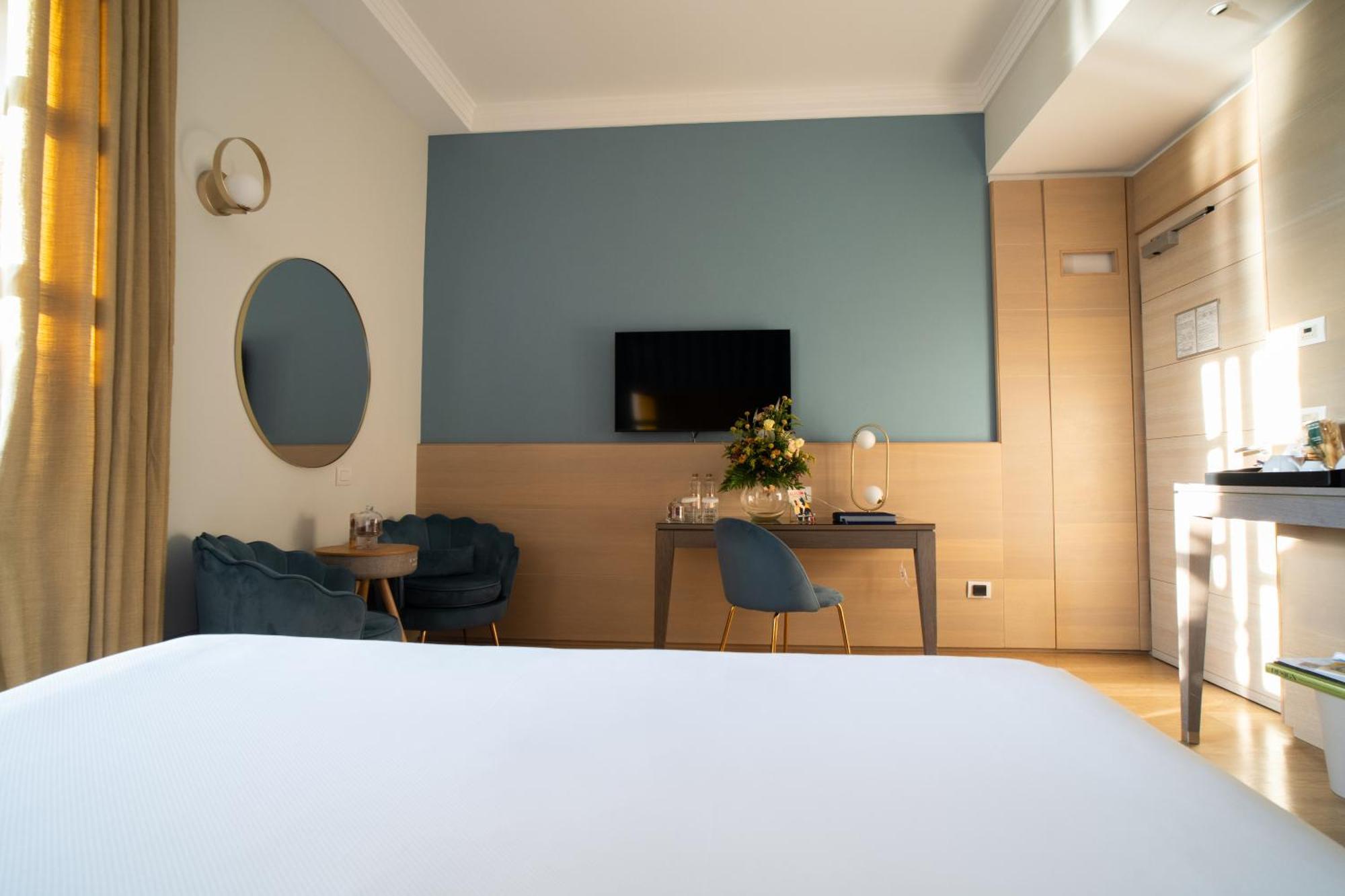 Deluxe Double or Twin Room Terrace