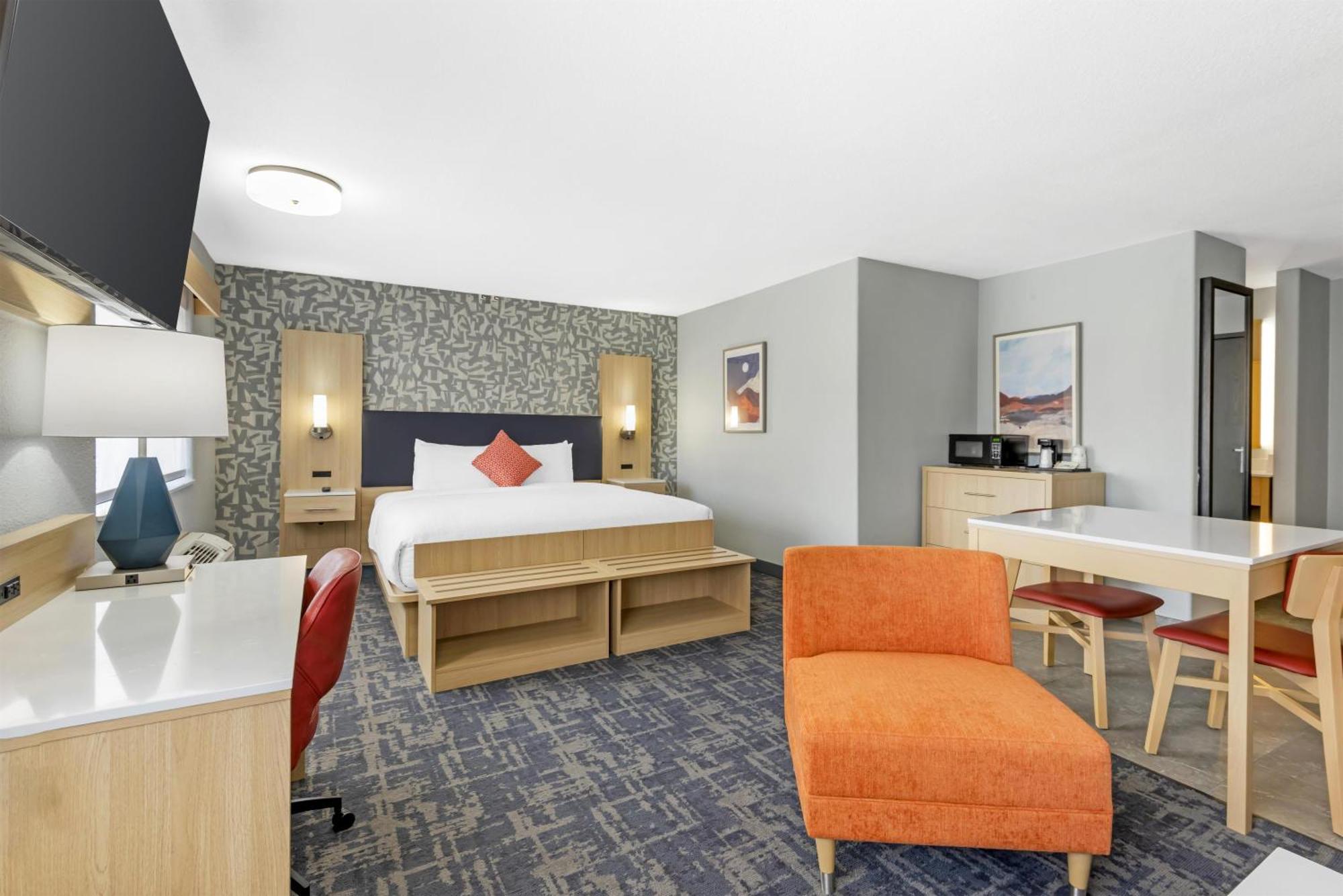 King Suite with Sofa Bed and Walk-In Shower - Non-Smoking
