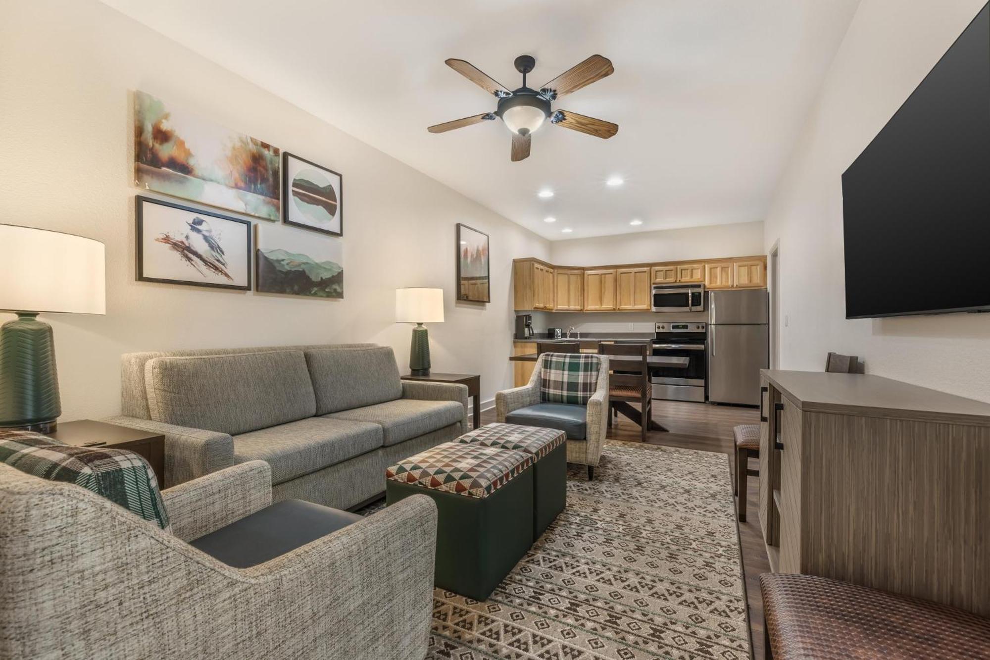 Two-Bedroom Suite with Sofa Bed,1742709302:JPEG