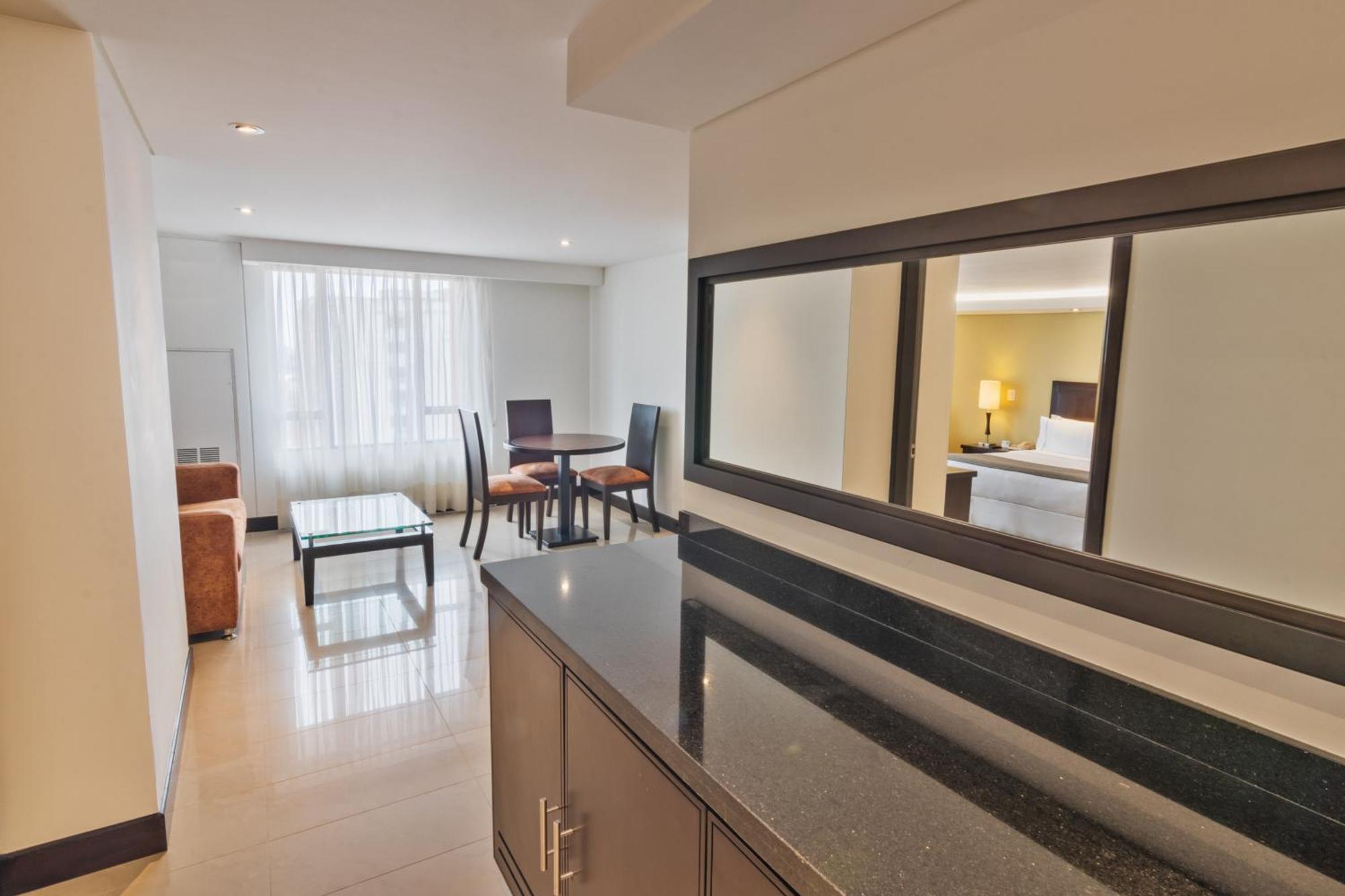 Suite Room