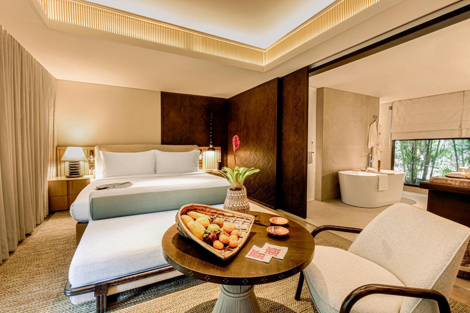 1 King Bed Forest Suite