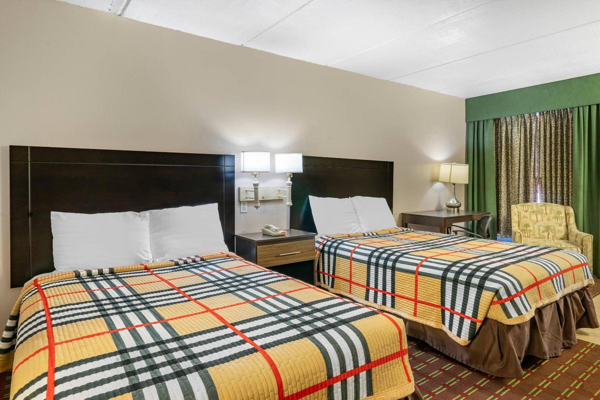Double Room Two Double Beds Non Smoking