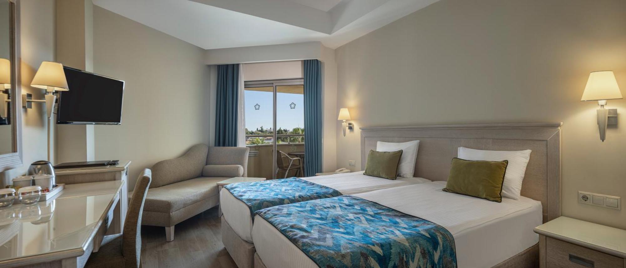 Double or Twin Room Balcony