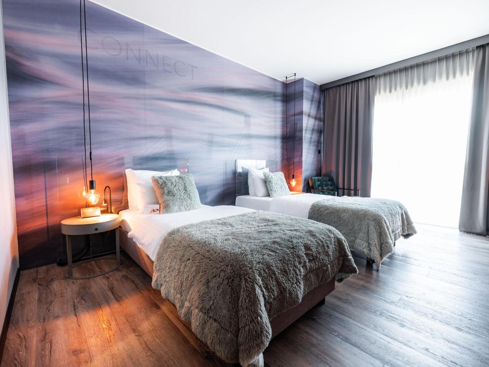 Standard Premium Twin Room