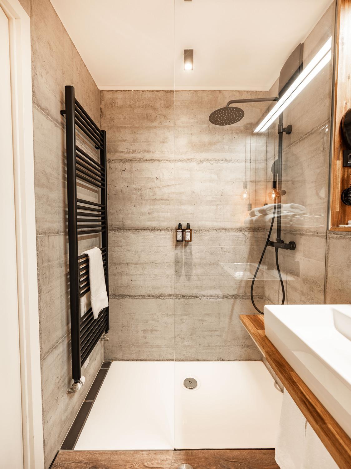 Standard Premium Twin Room
