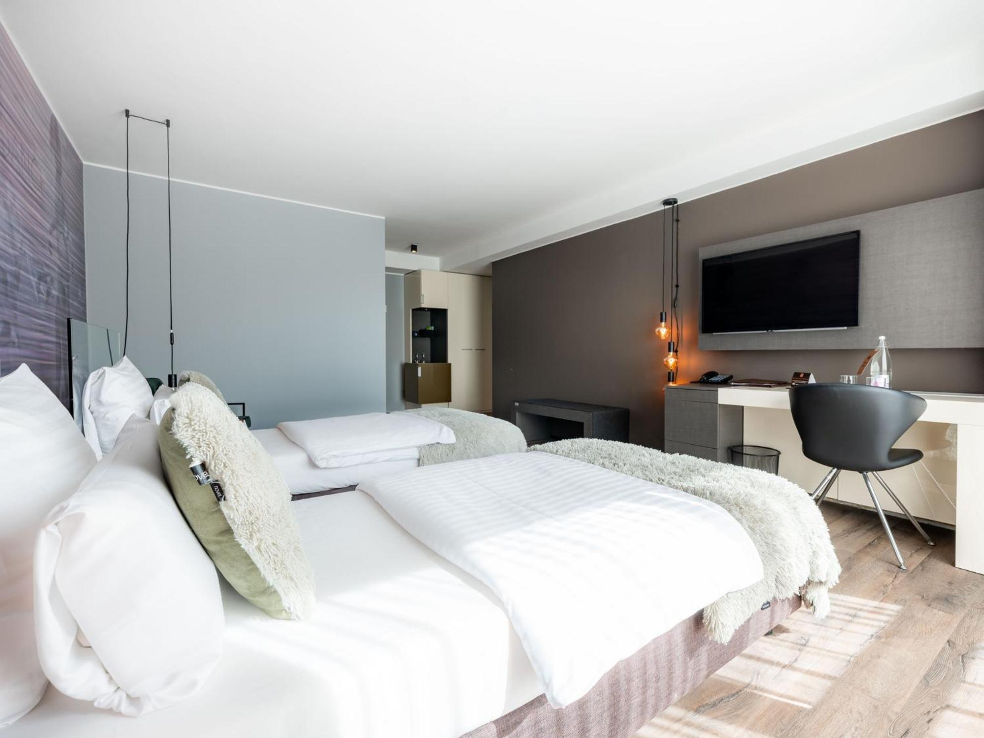 Standard Premium Twin Room