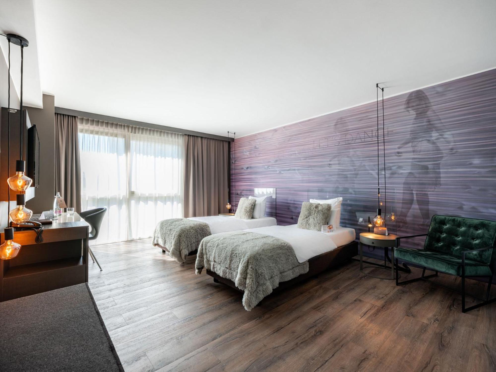 Standard Premium Twin Room