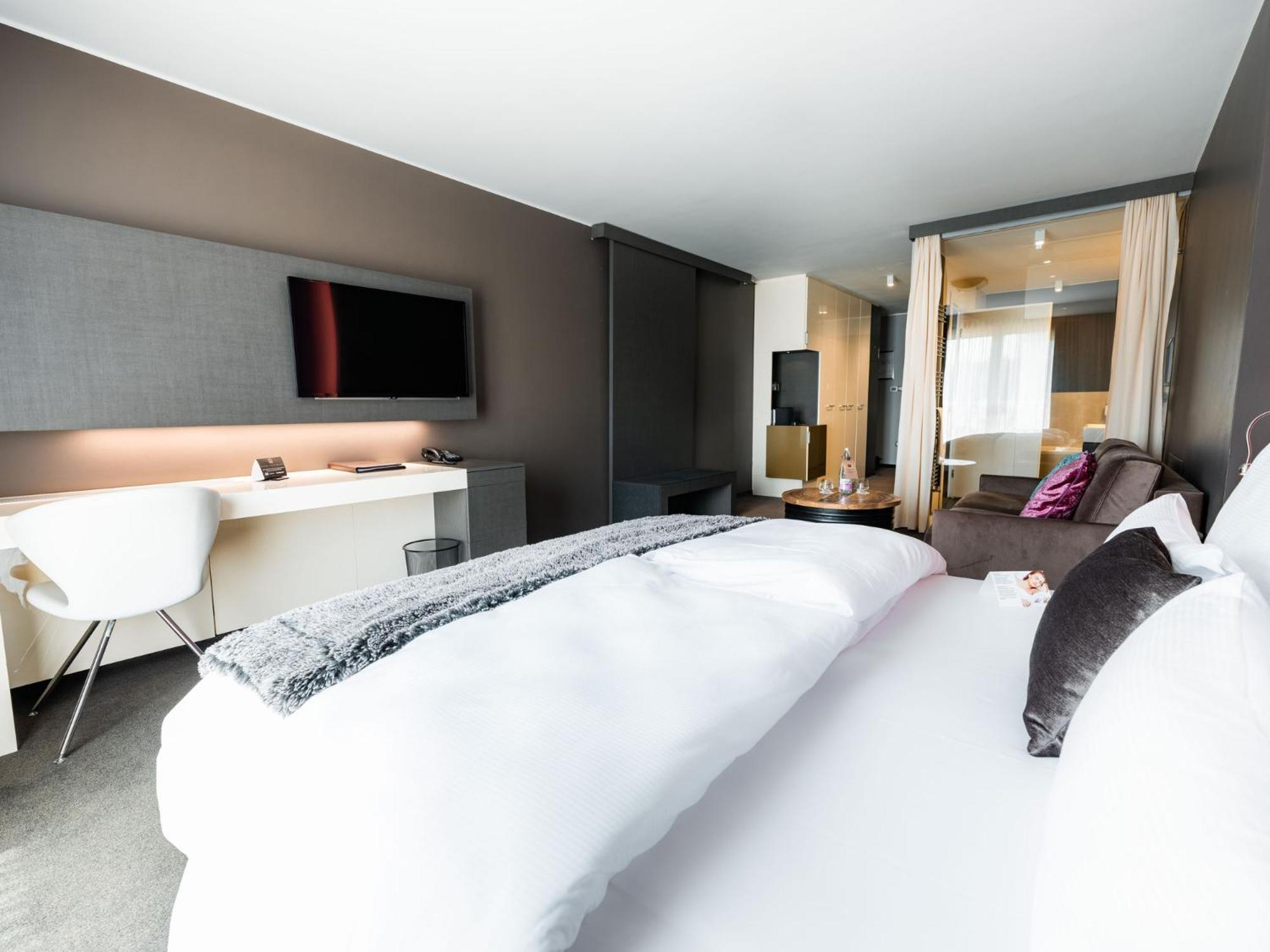 Superior Double Room River View