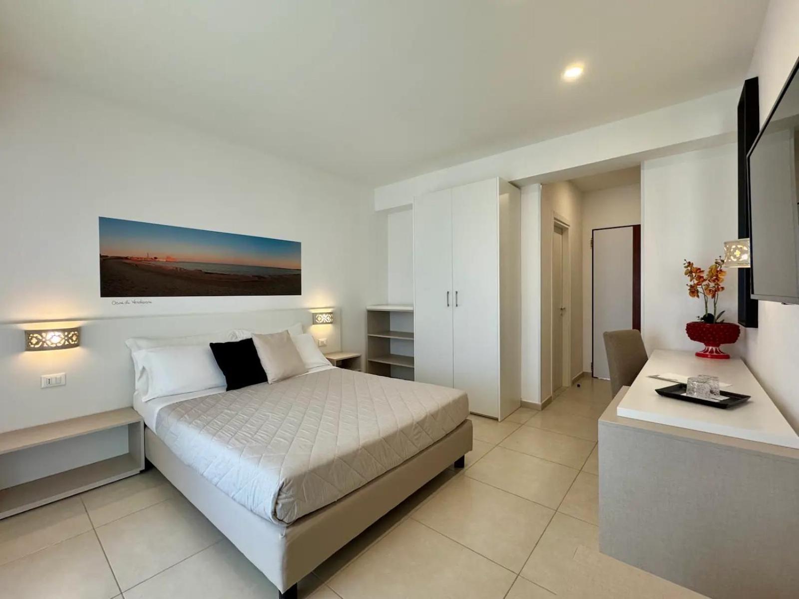 Superior Double Room Front Sea View
