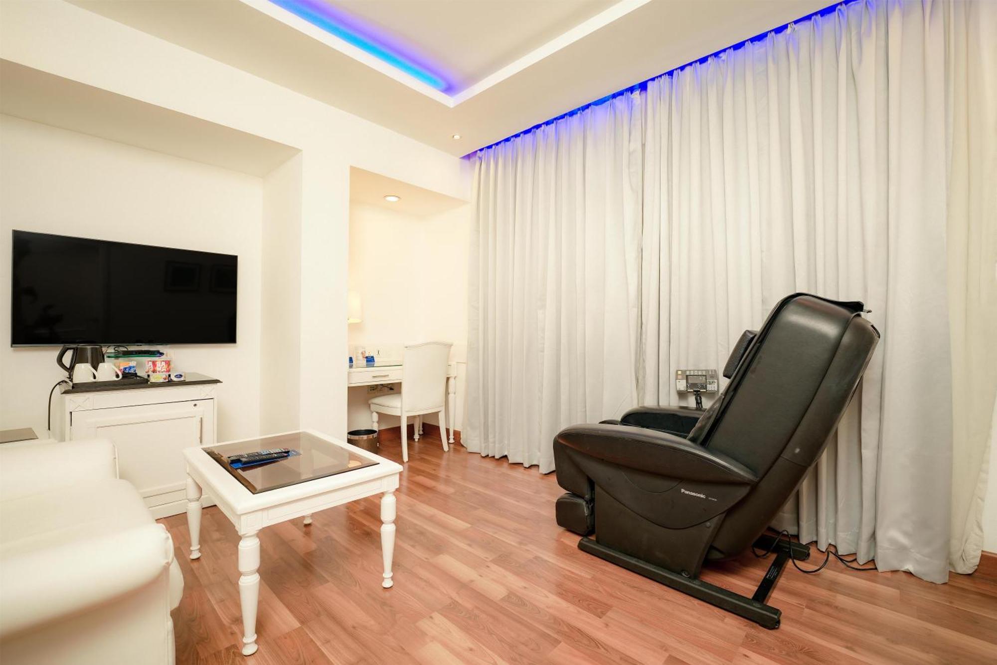 Deluxe Suite Disc on F&B SPA