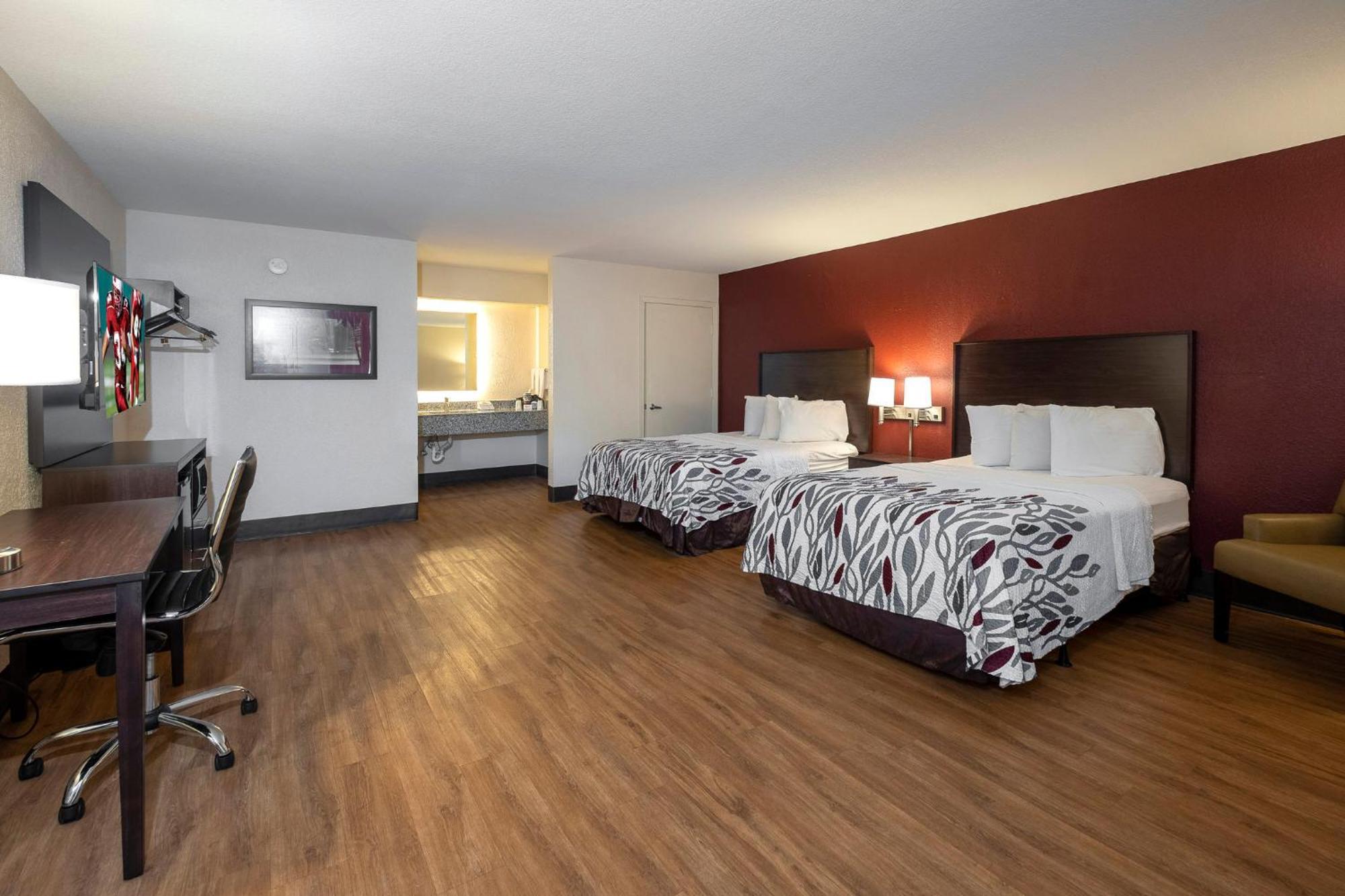 Suite Two Double Beds Non-Smoking