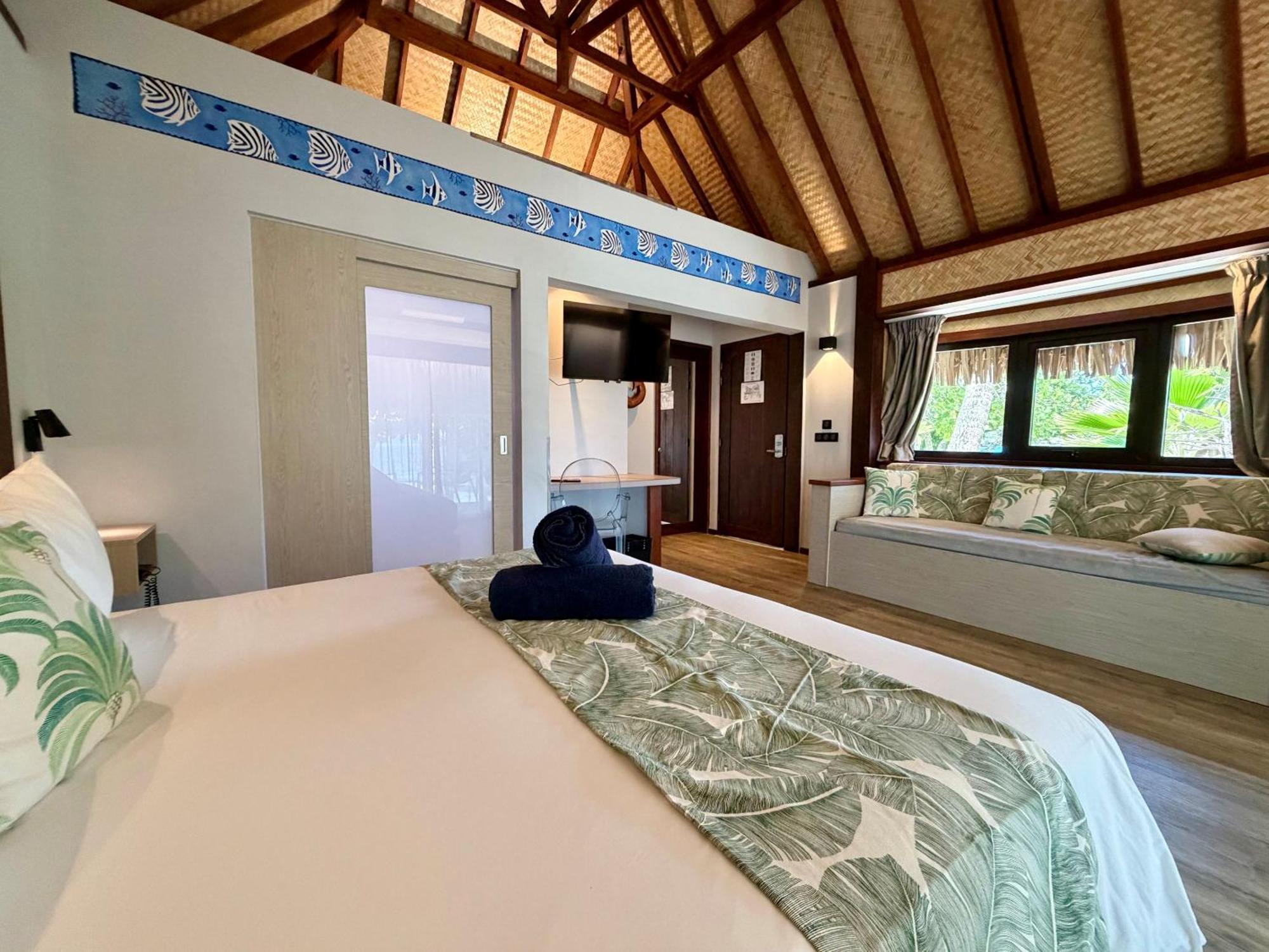 Bungalow Beach Front