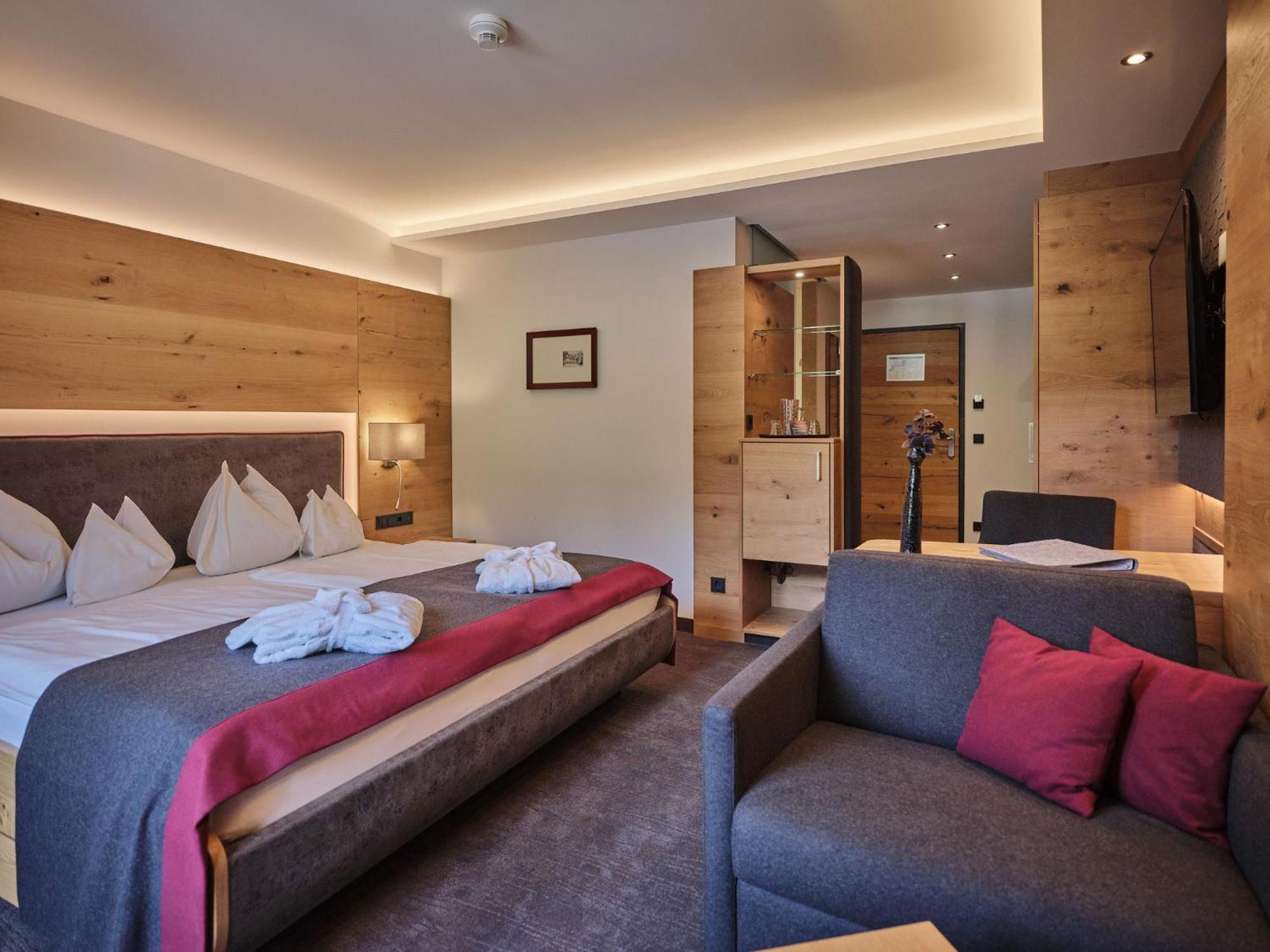 Deluxe Double Room Balcony
