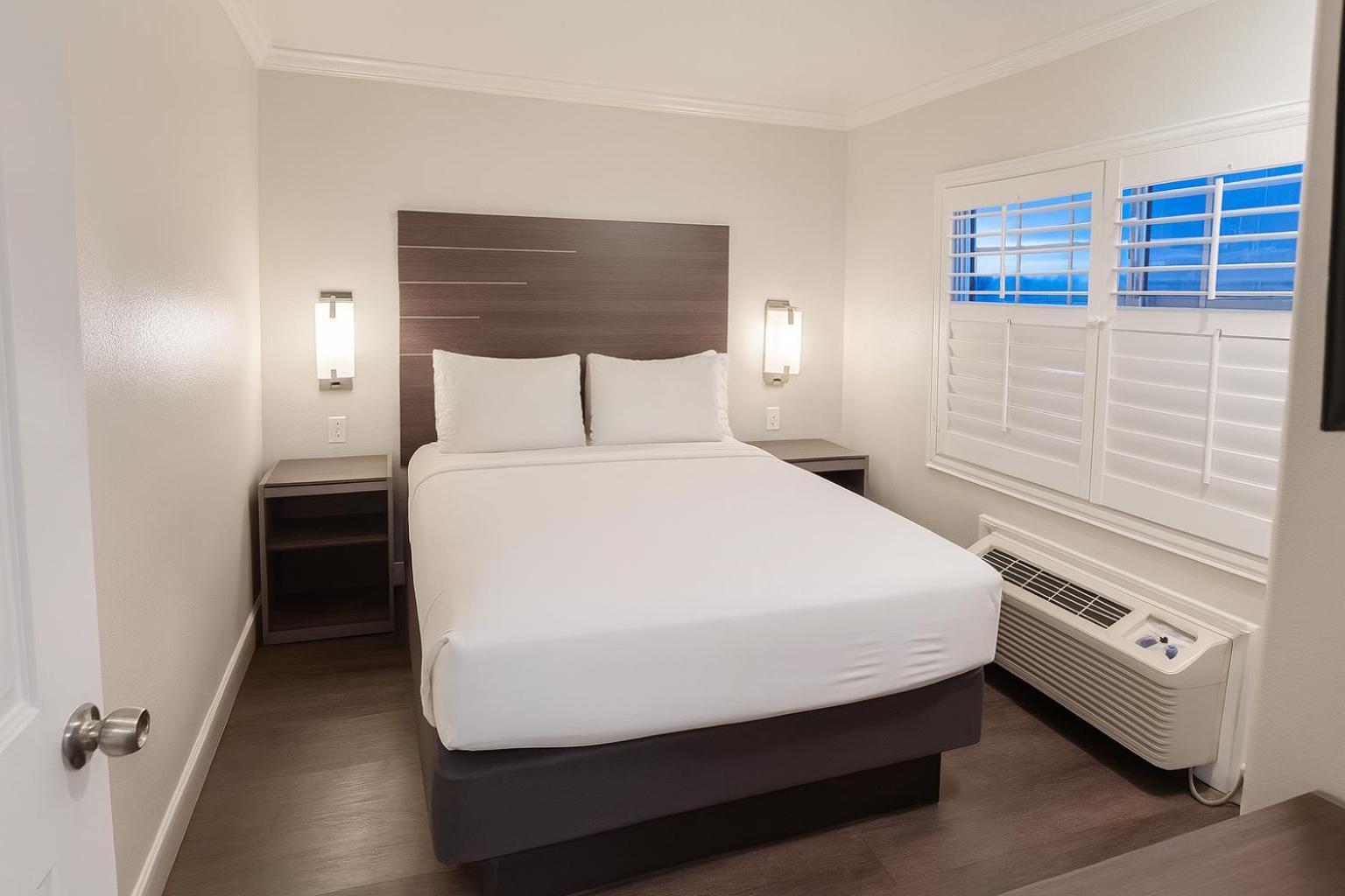 One-Bedroom Suite