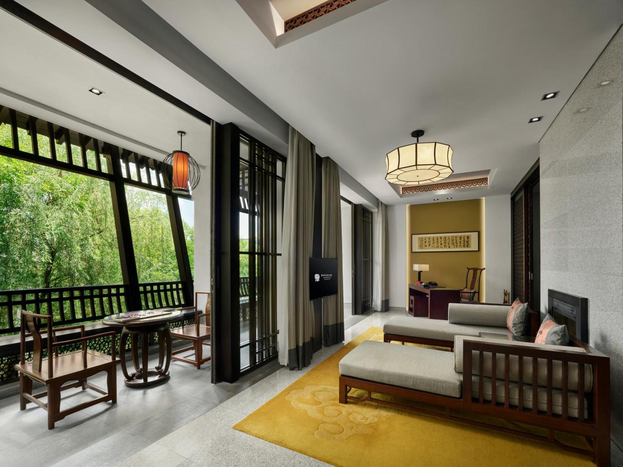 Water Terrace Suite King