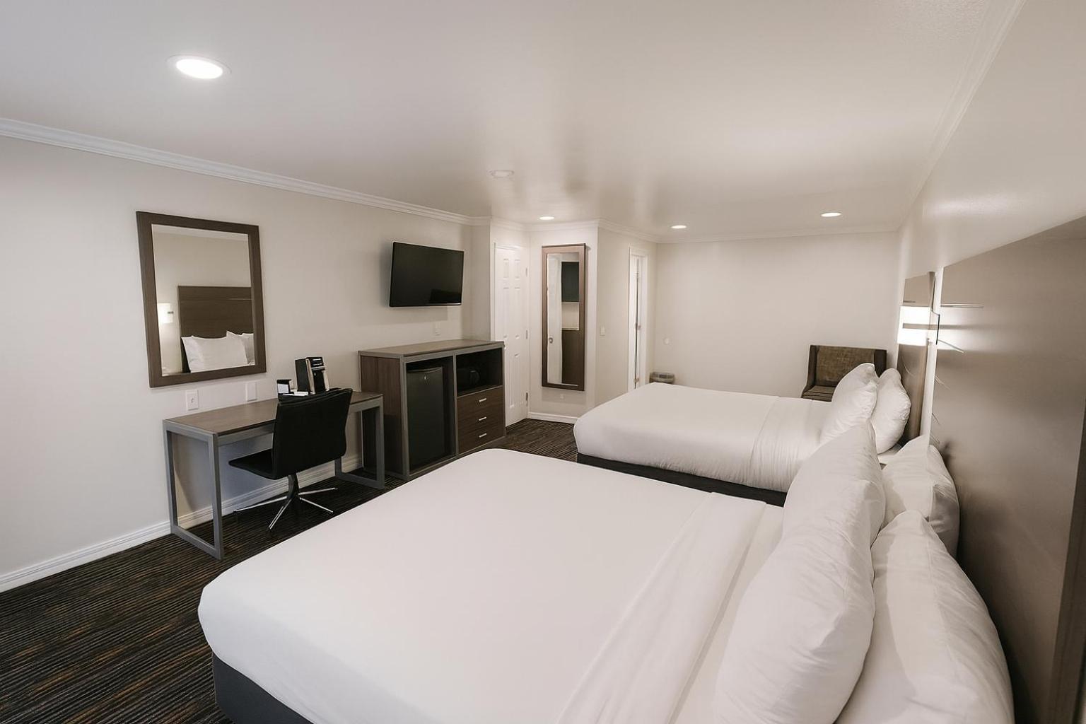 Queen Room Two Queen Beds Disability Access