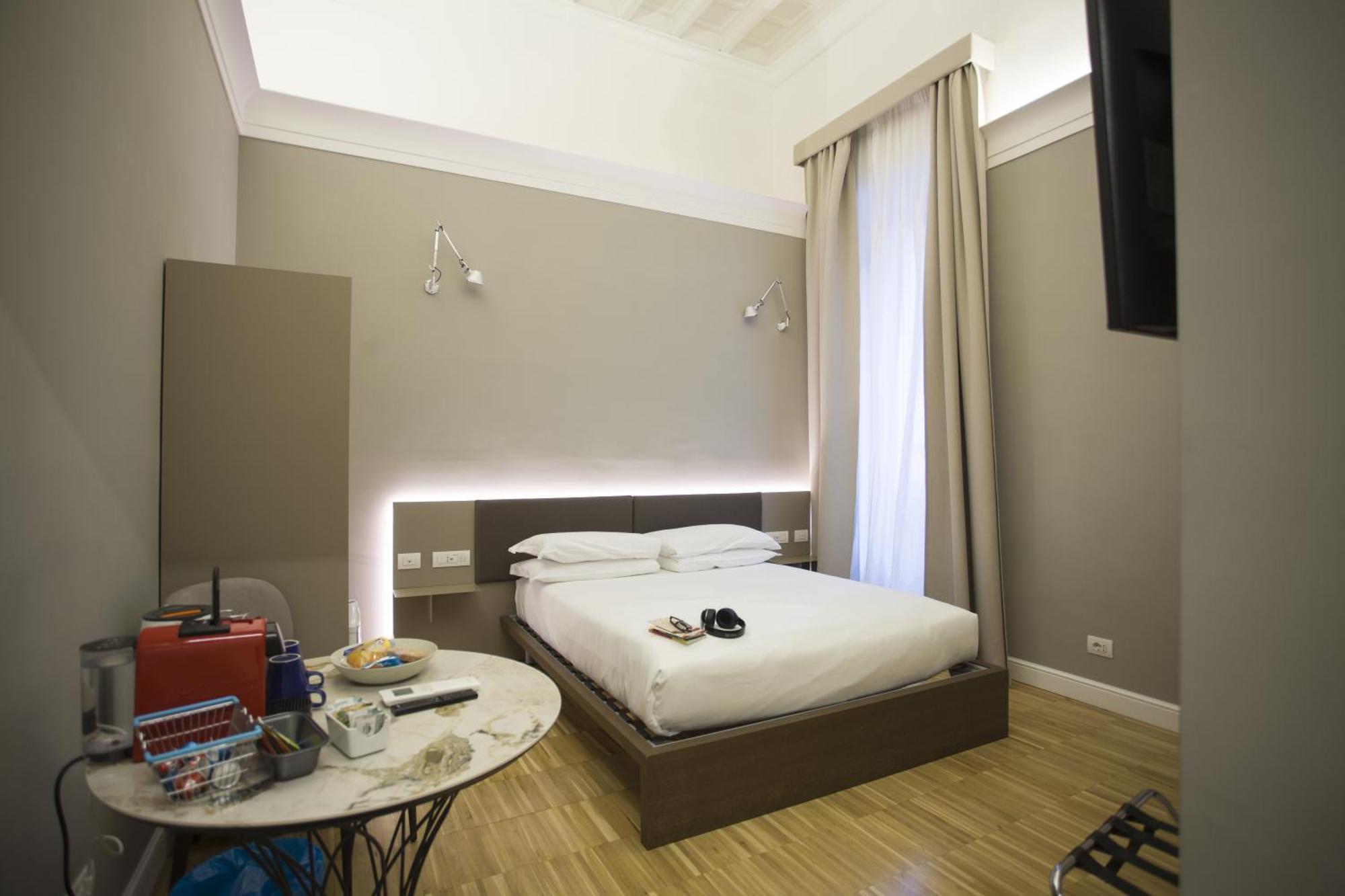 Double Room,1742747677:JPEG
