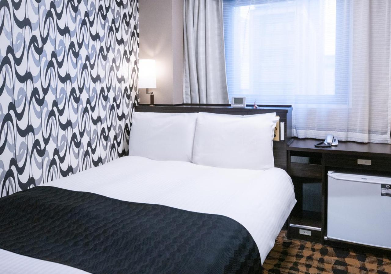Single Room Small Double Bed Non-Smoking