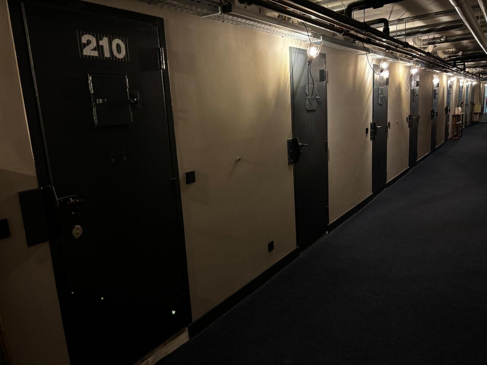 Deluxe Room,1742752658:JPEG
