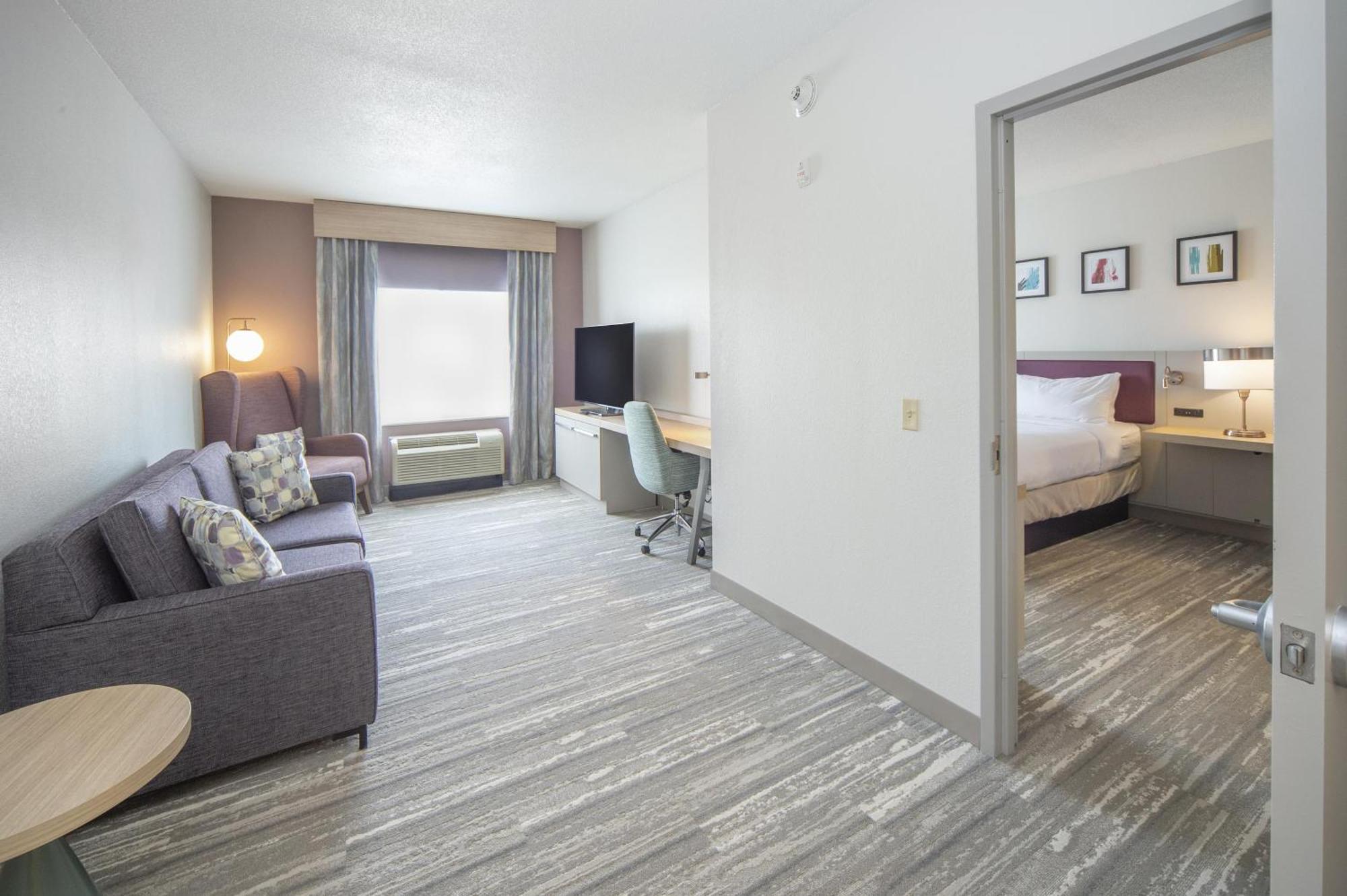 One Bedroom King Suite