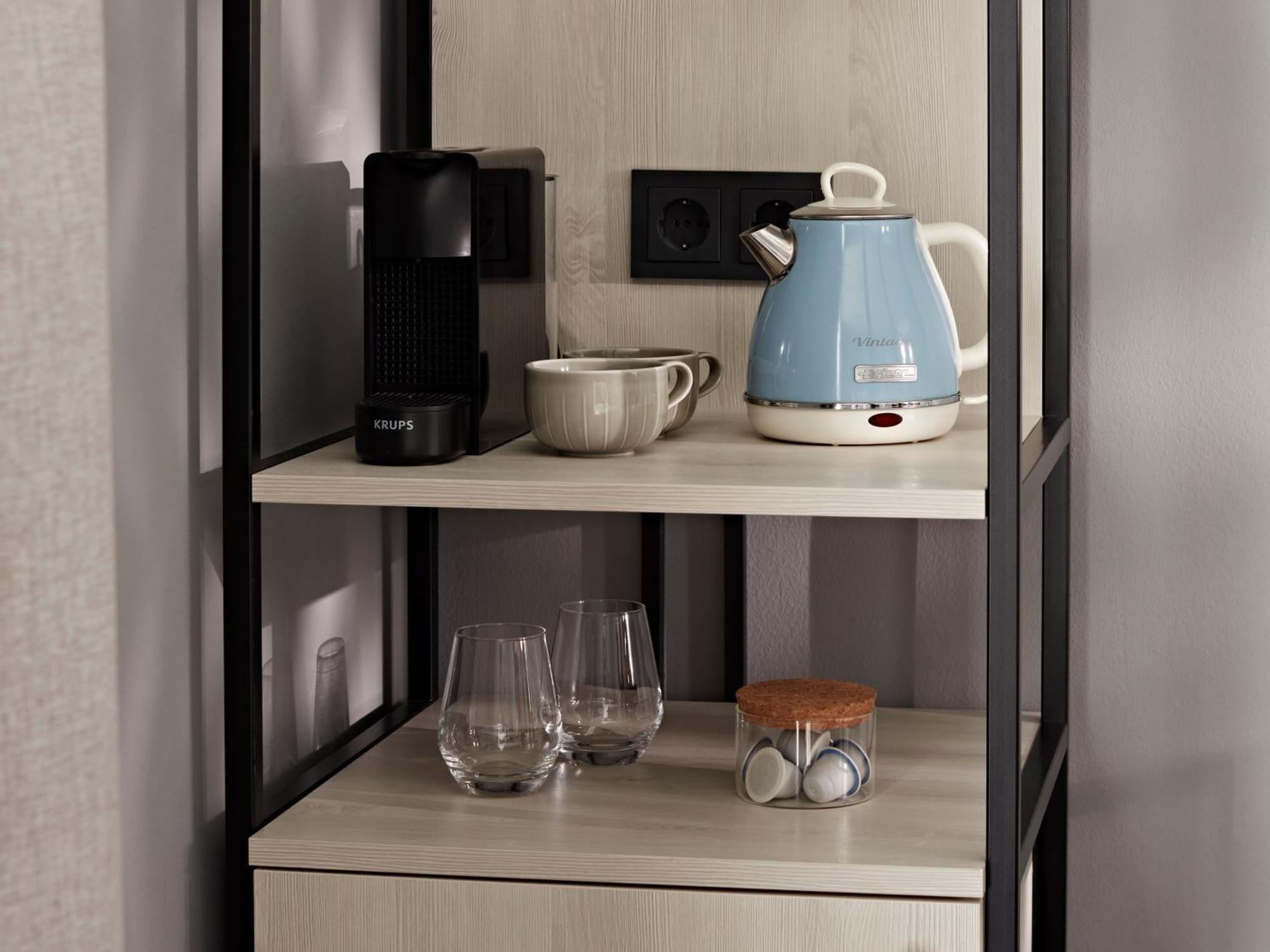 Medium Room