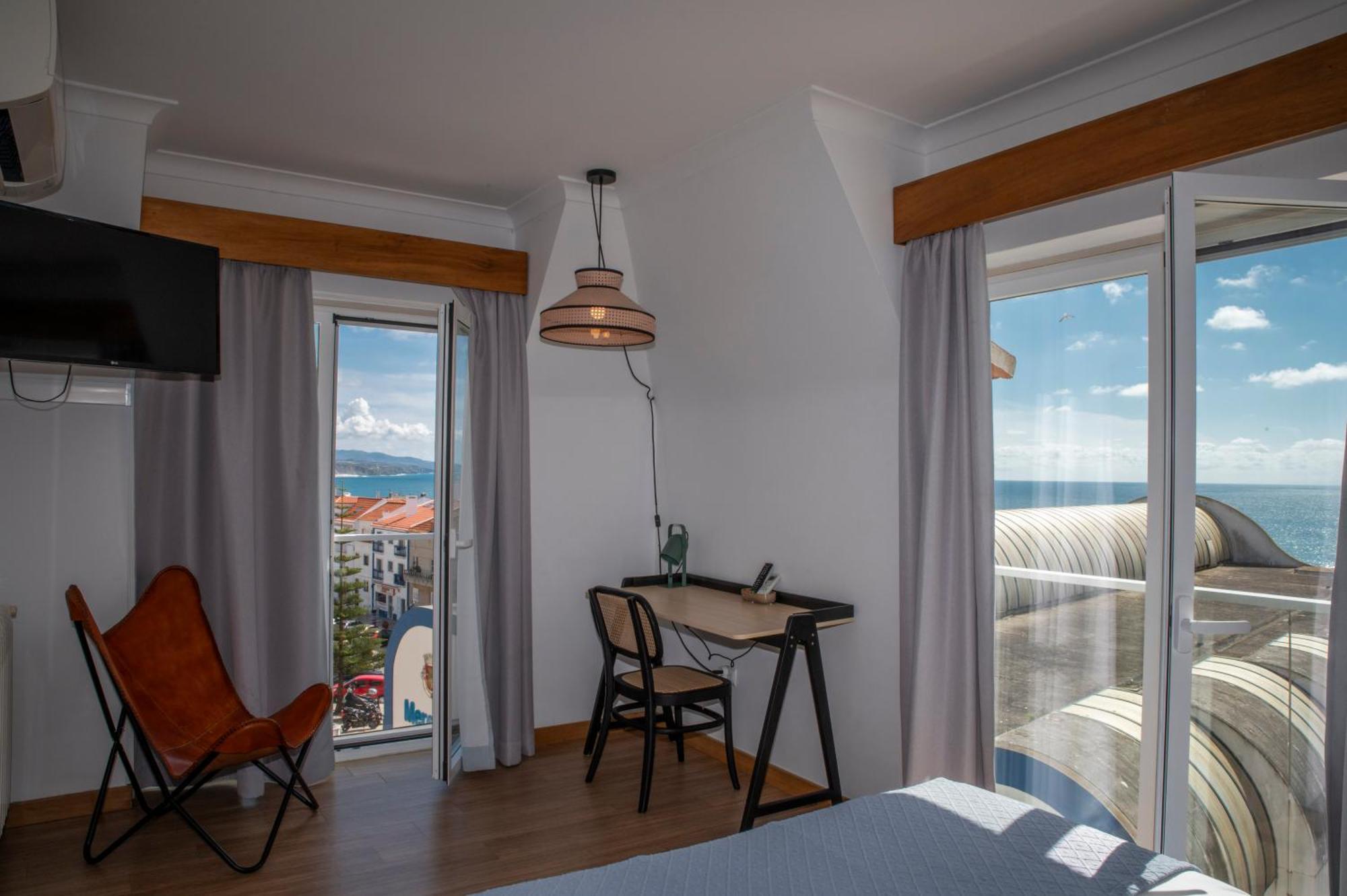Double or Twin Room Sea View
