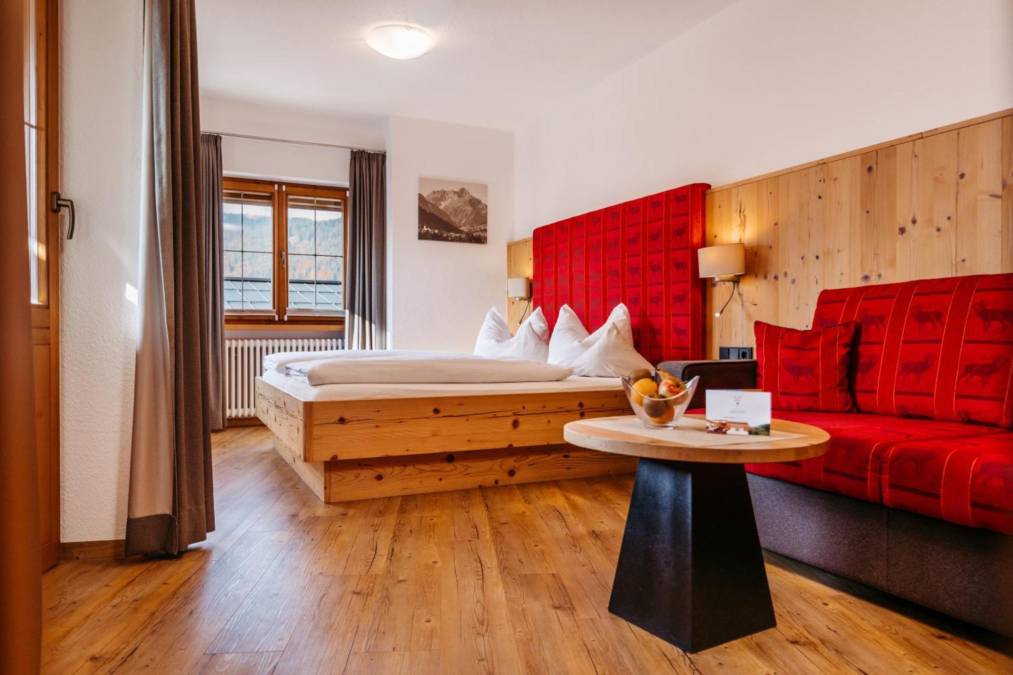 Deluxe Junior Suite