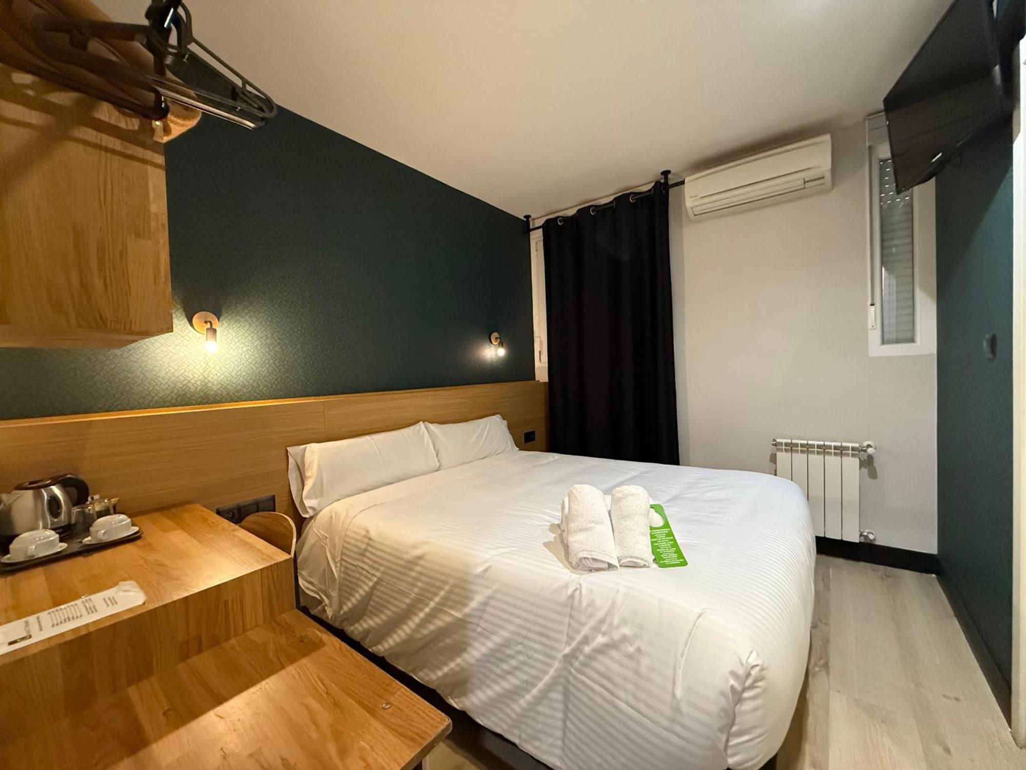 Economy Double Room Private Bathroom
