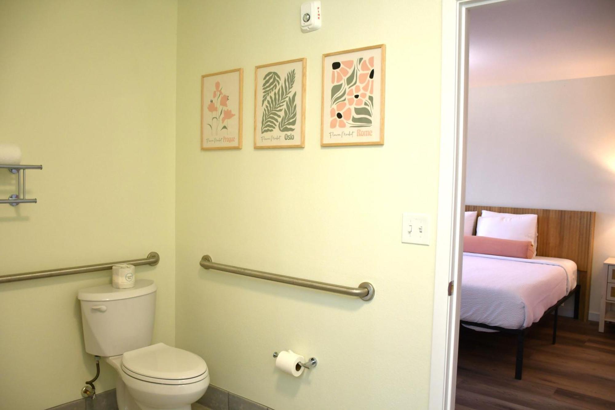 Queen Room Disability Access