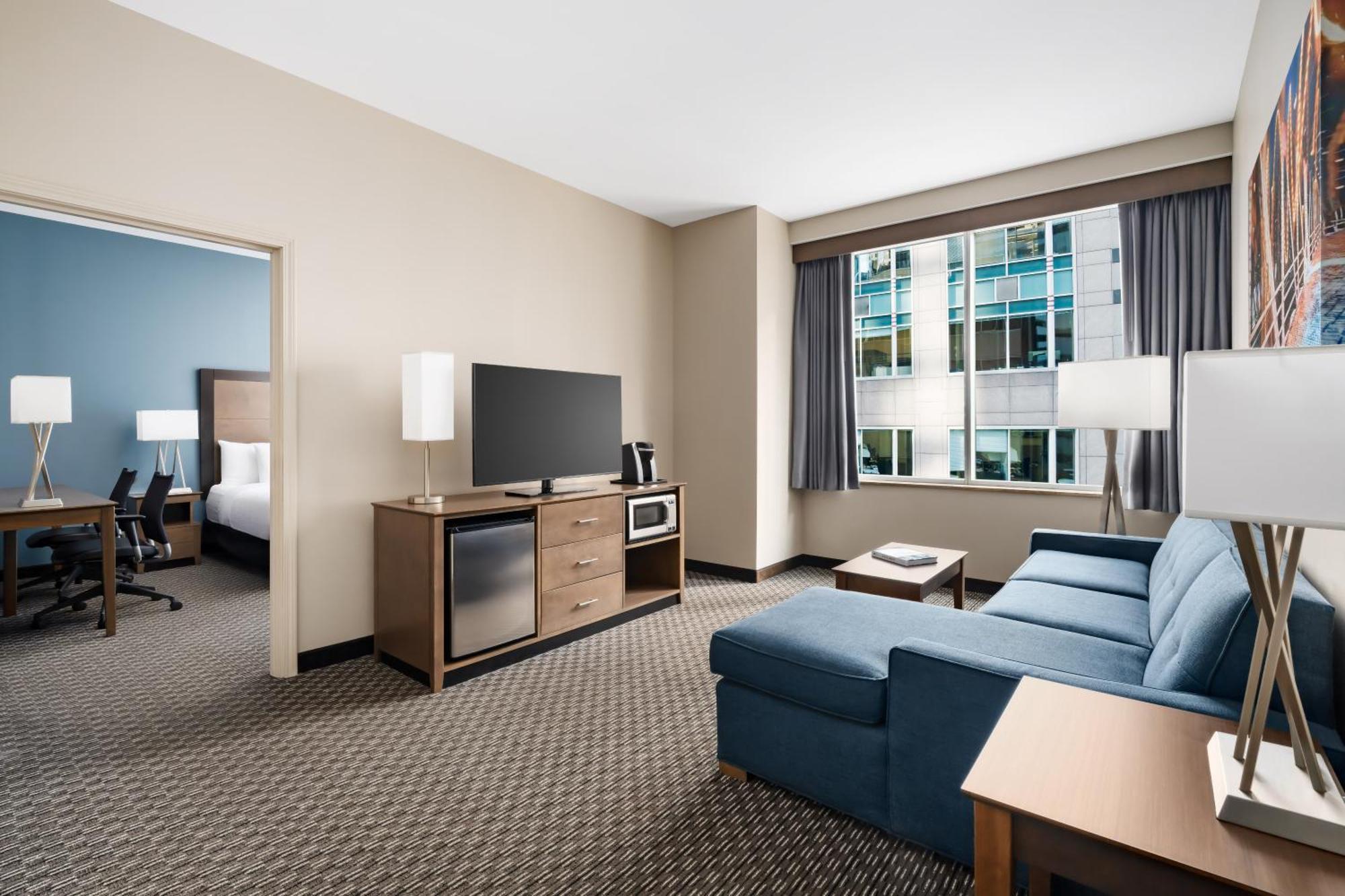 One-Bedroom Suite One King Bed Sofa Bed Non-Smoking