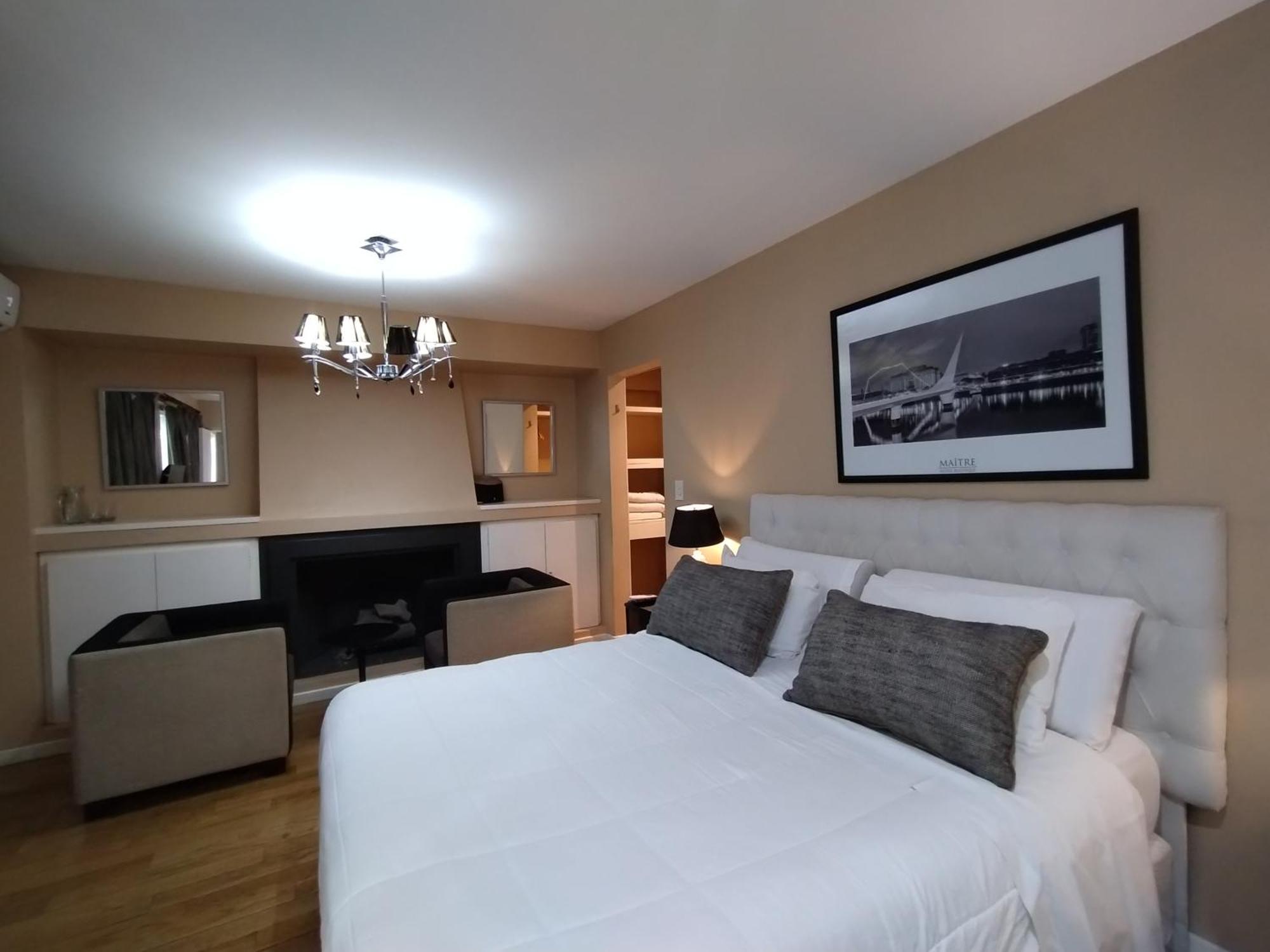 Superior King Suite