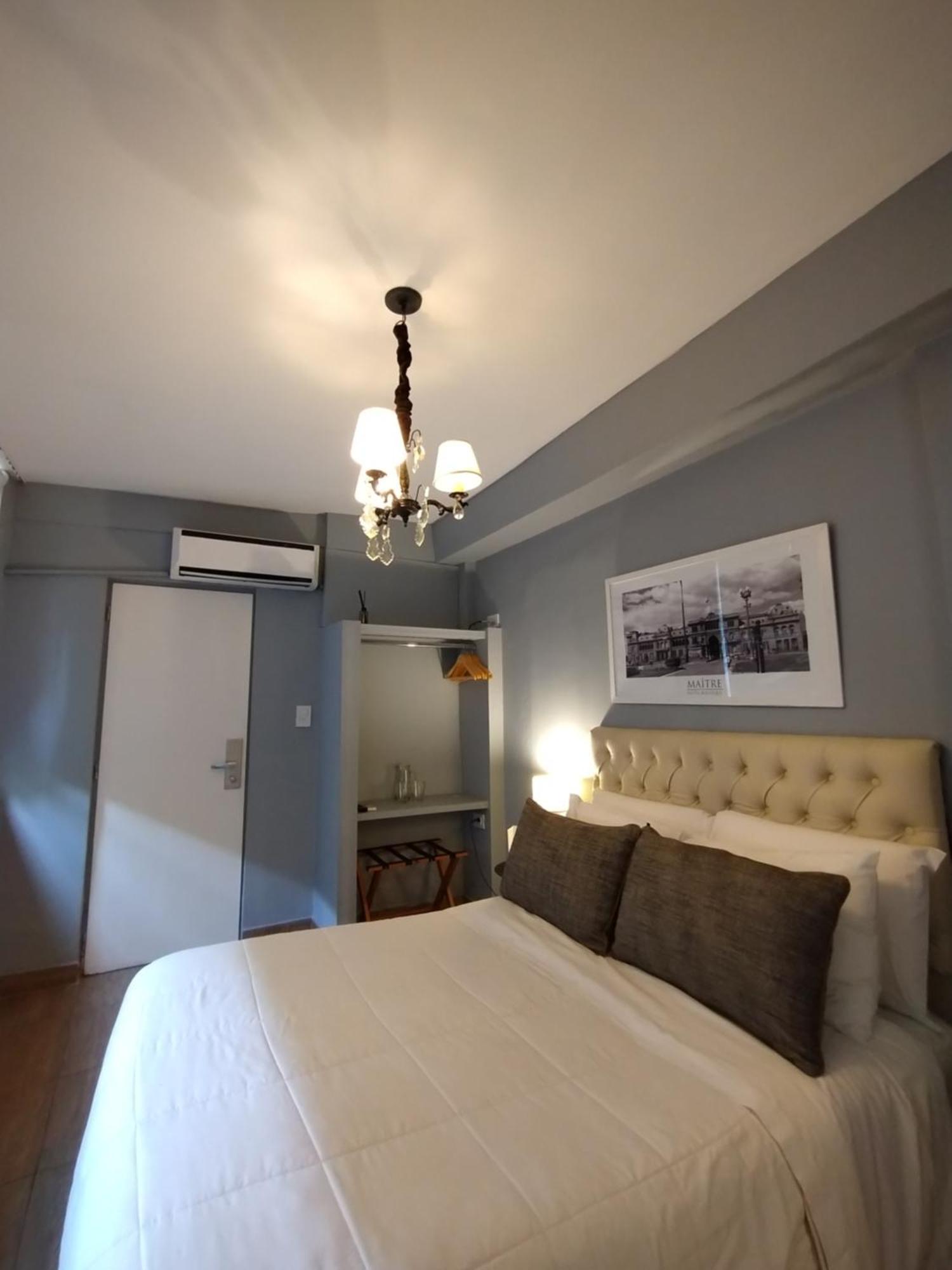 Standard Queen Room