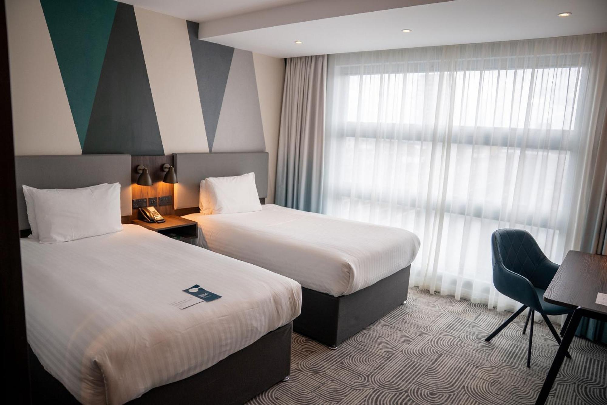 Standard Room Two Single Beds