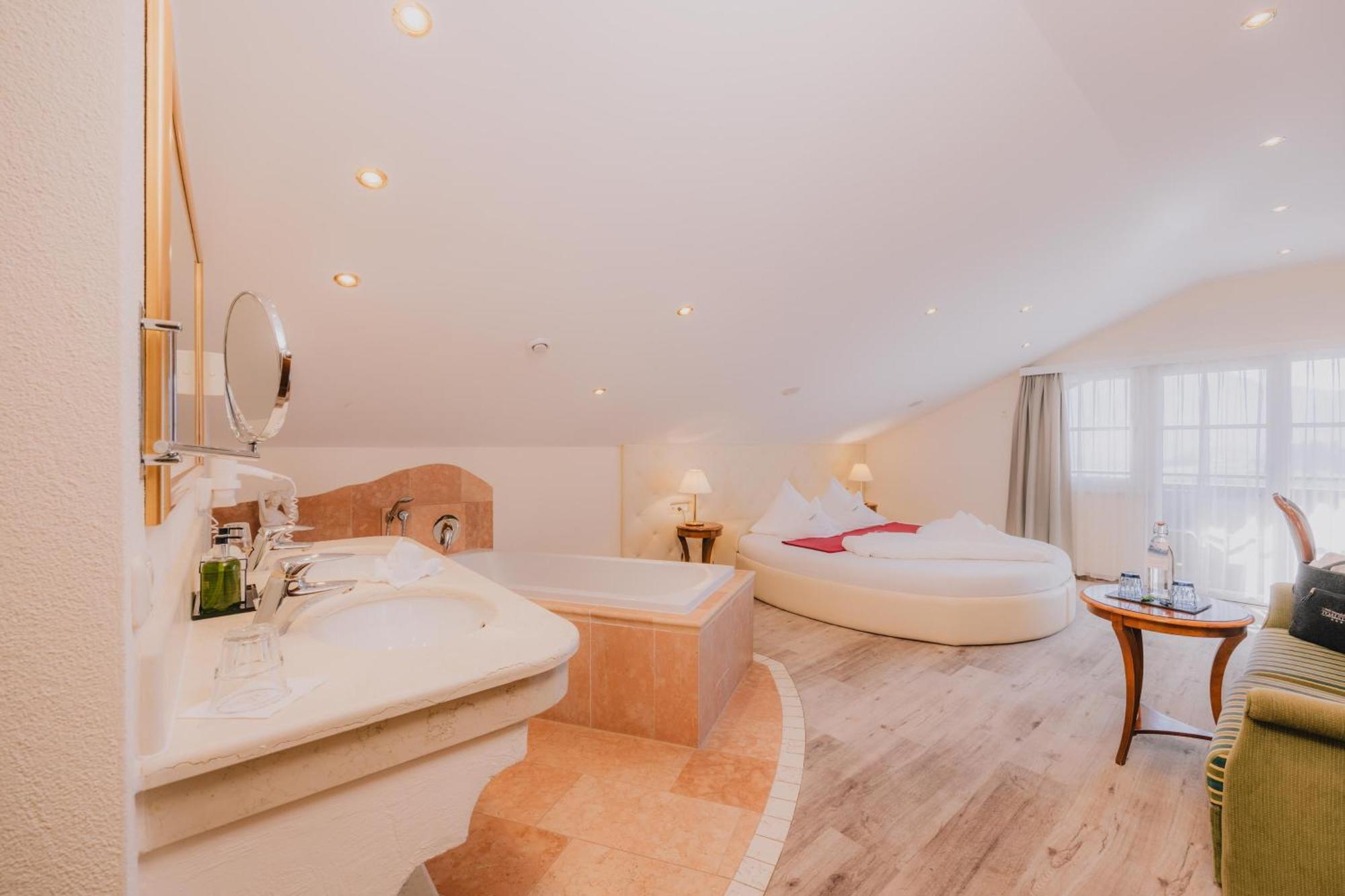Junior Suite Balcony