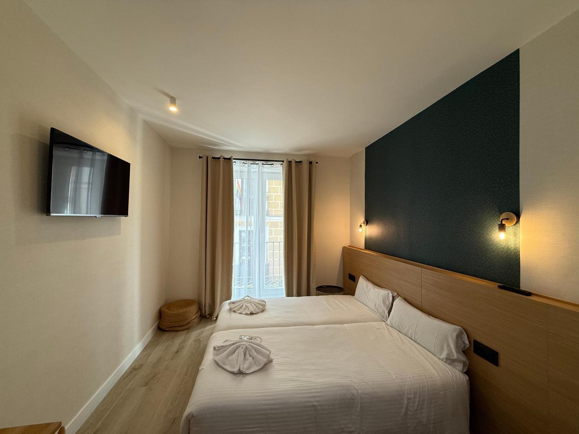 Superior Double Room Private Bathroom