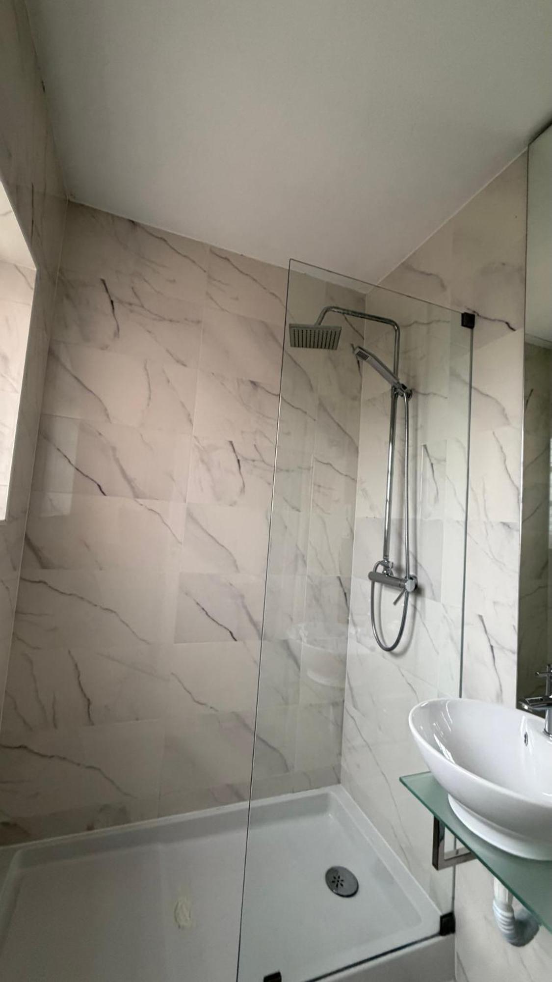 Single Room,1742790896:JPEG