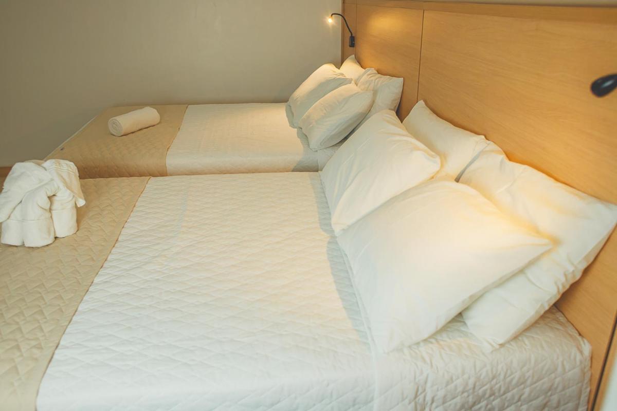 Large Double or Twin Room
