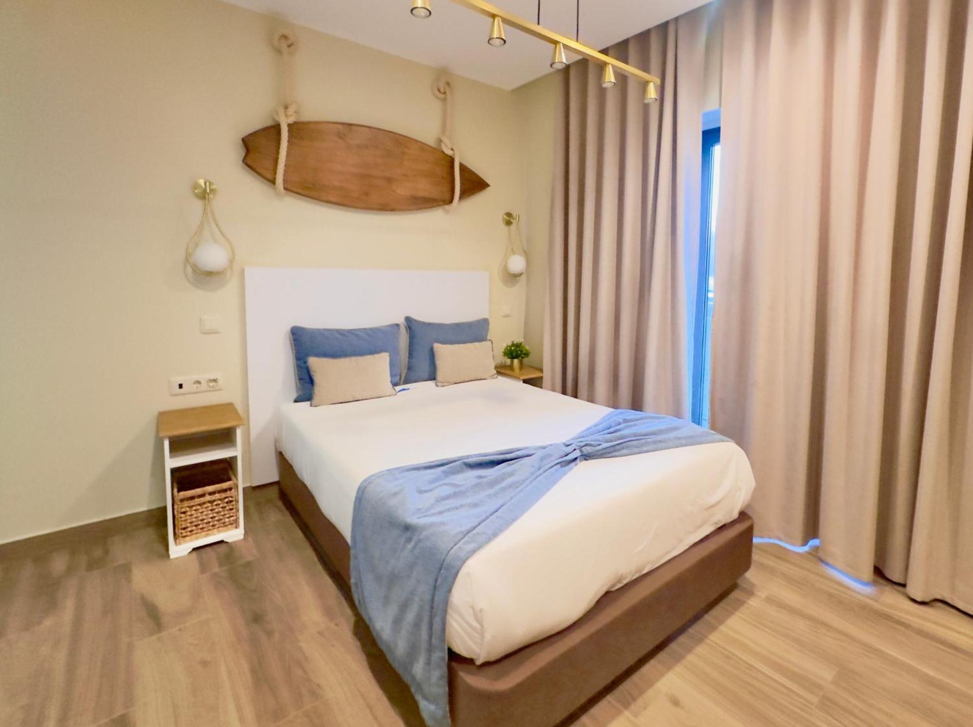 Double Room Balcony Front Sea View