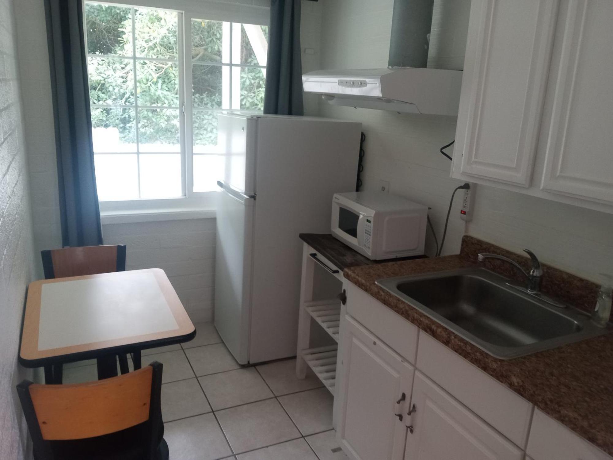 Queen Room Kitchen