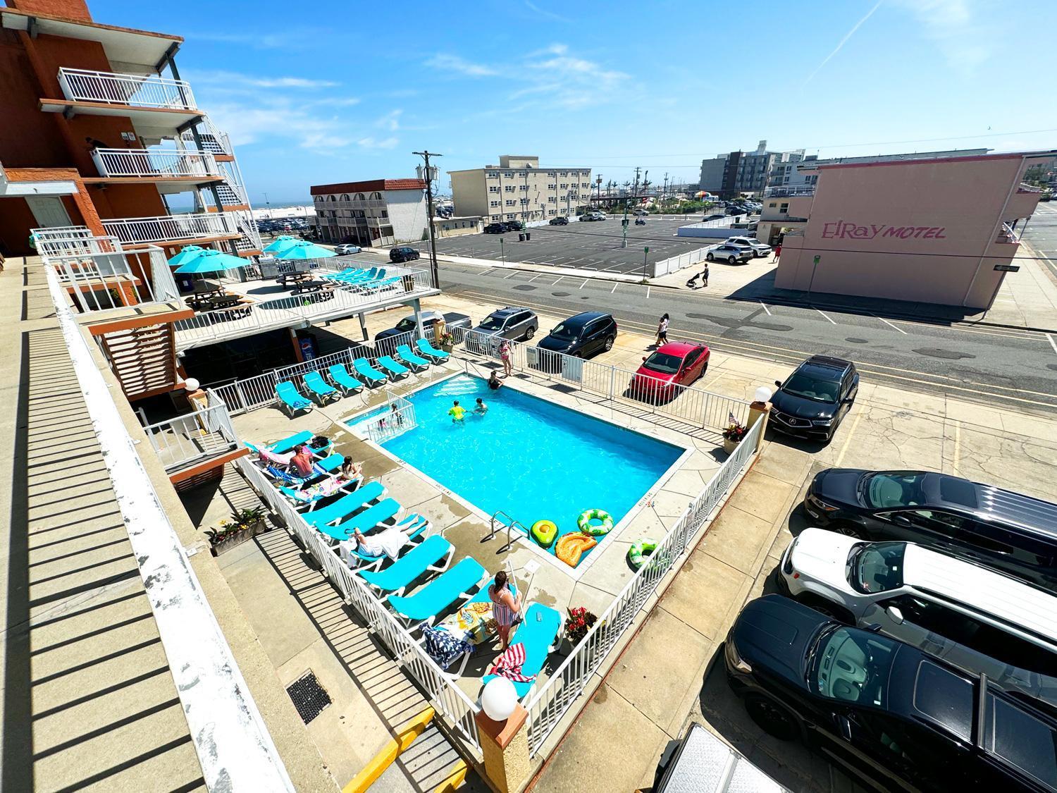Two-Bedroom Suite One Queen Two Double Beds Non-Smoking