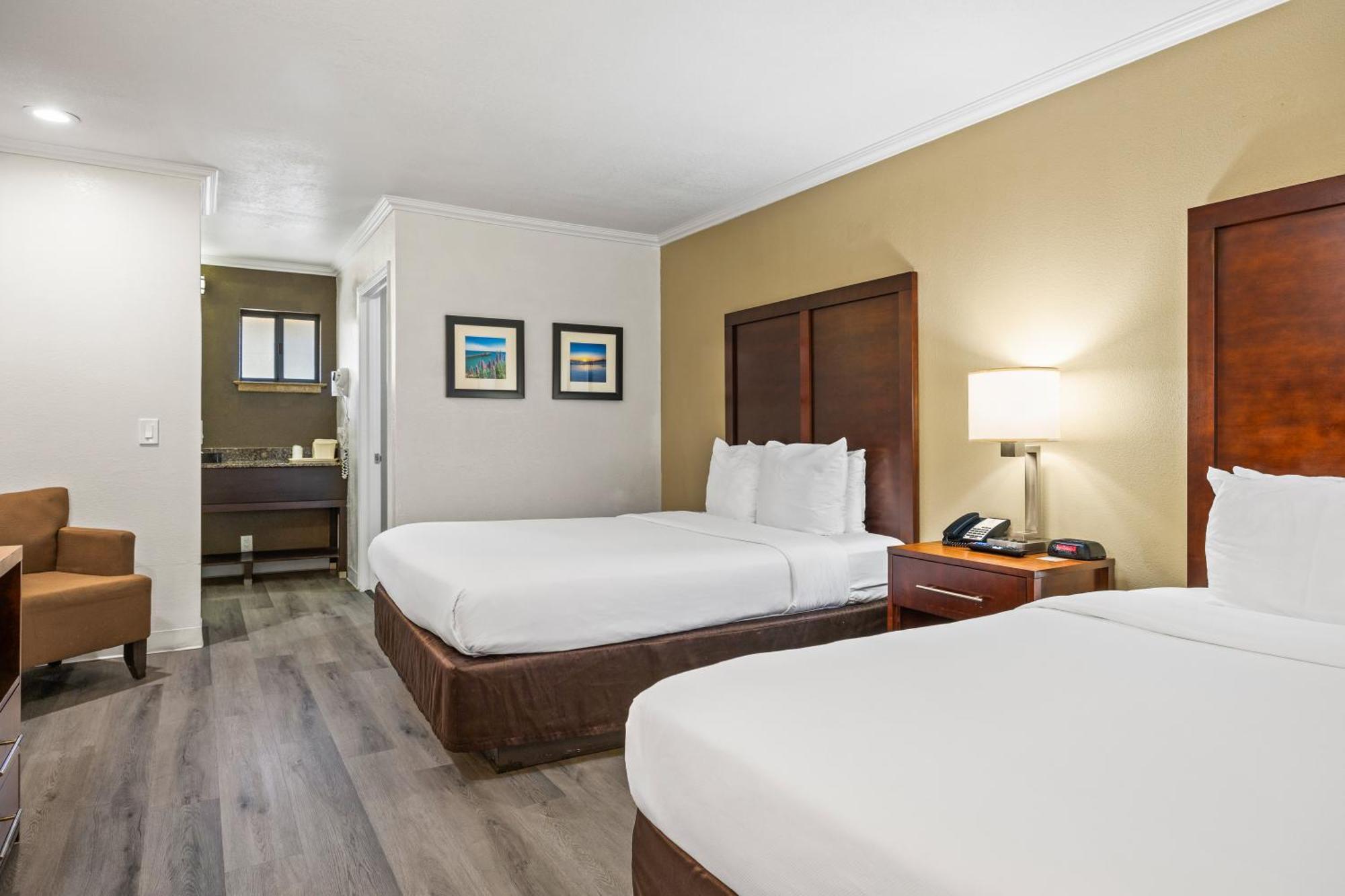 Queen Room