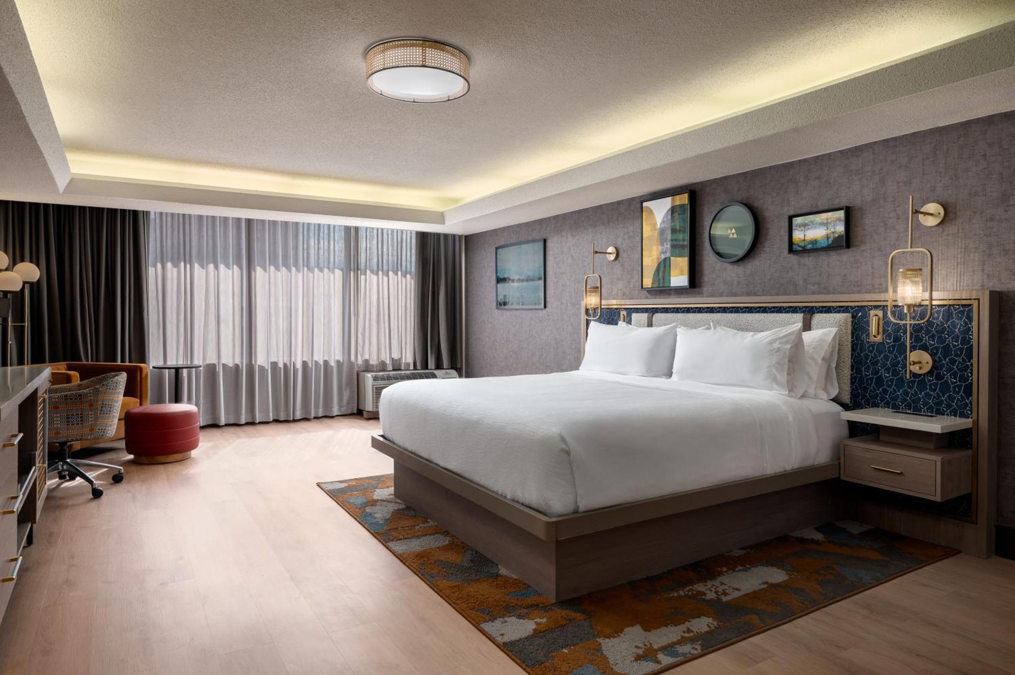 Premium King Room