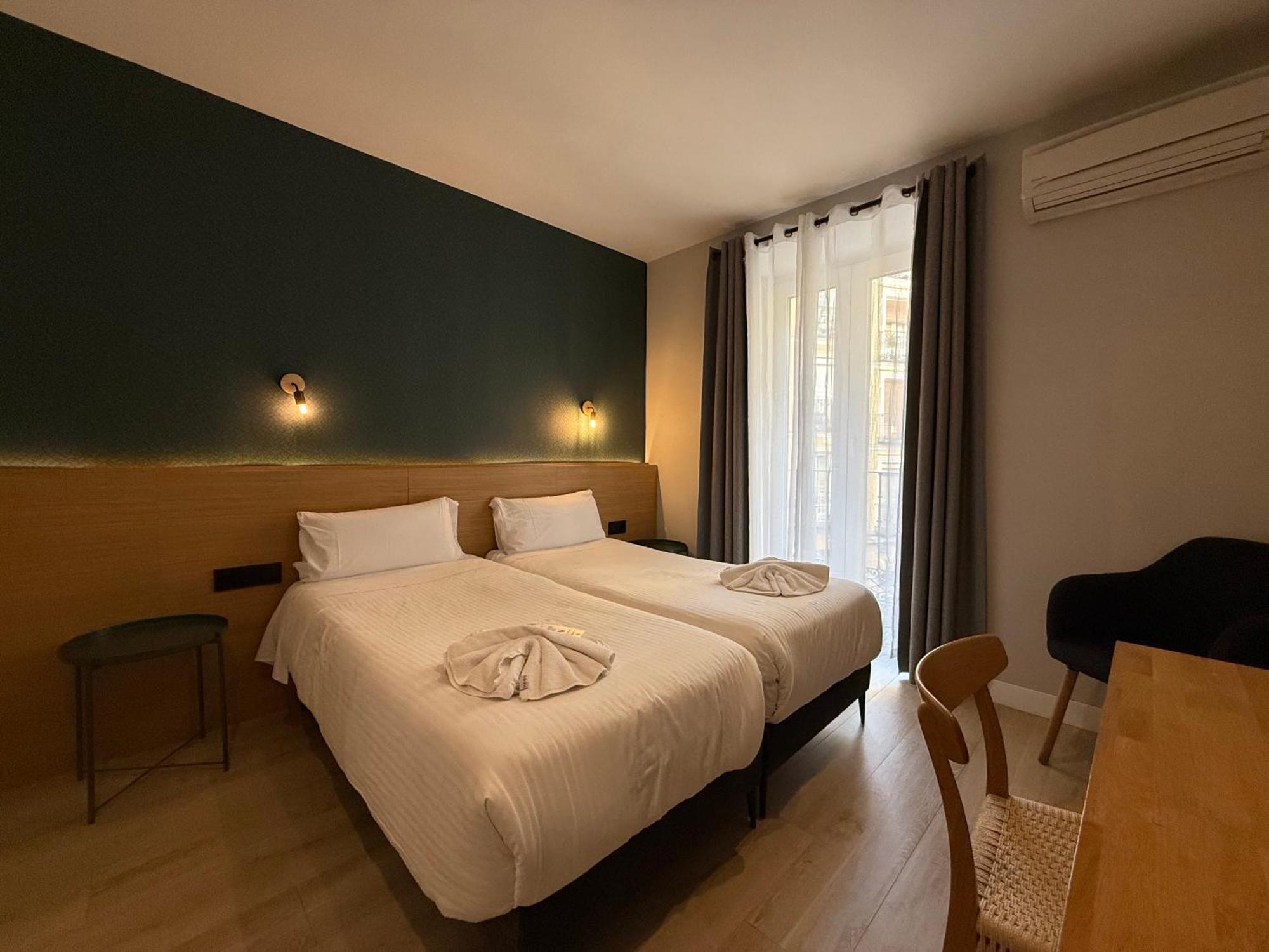 Superior Double Room Private Bathroom